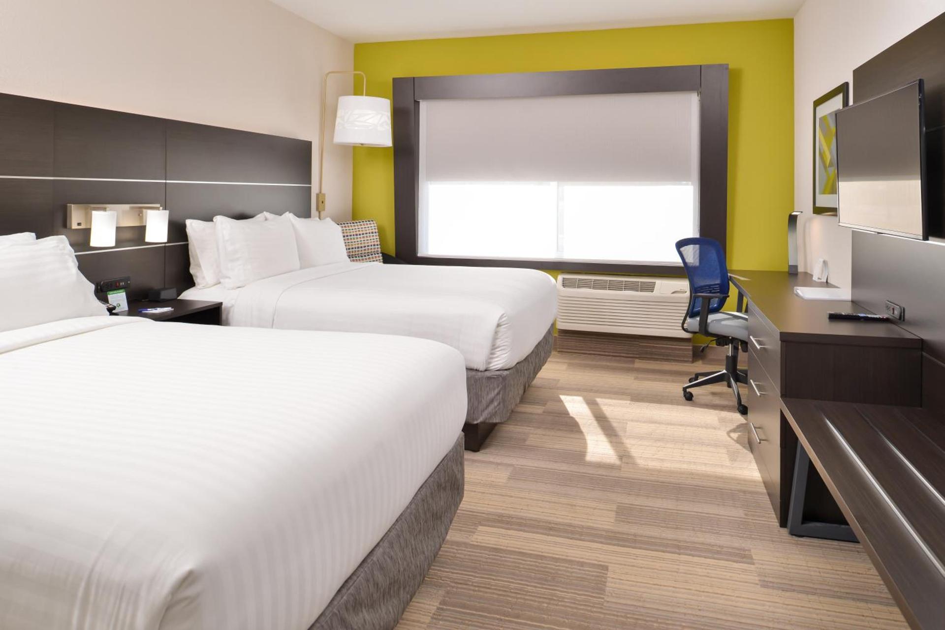 Holiday Inn Express & Suites - Kansas City - Lee's Summit by IHG photo 46
