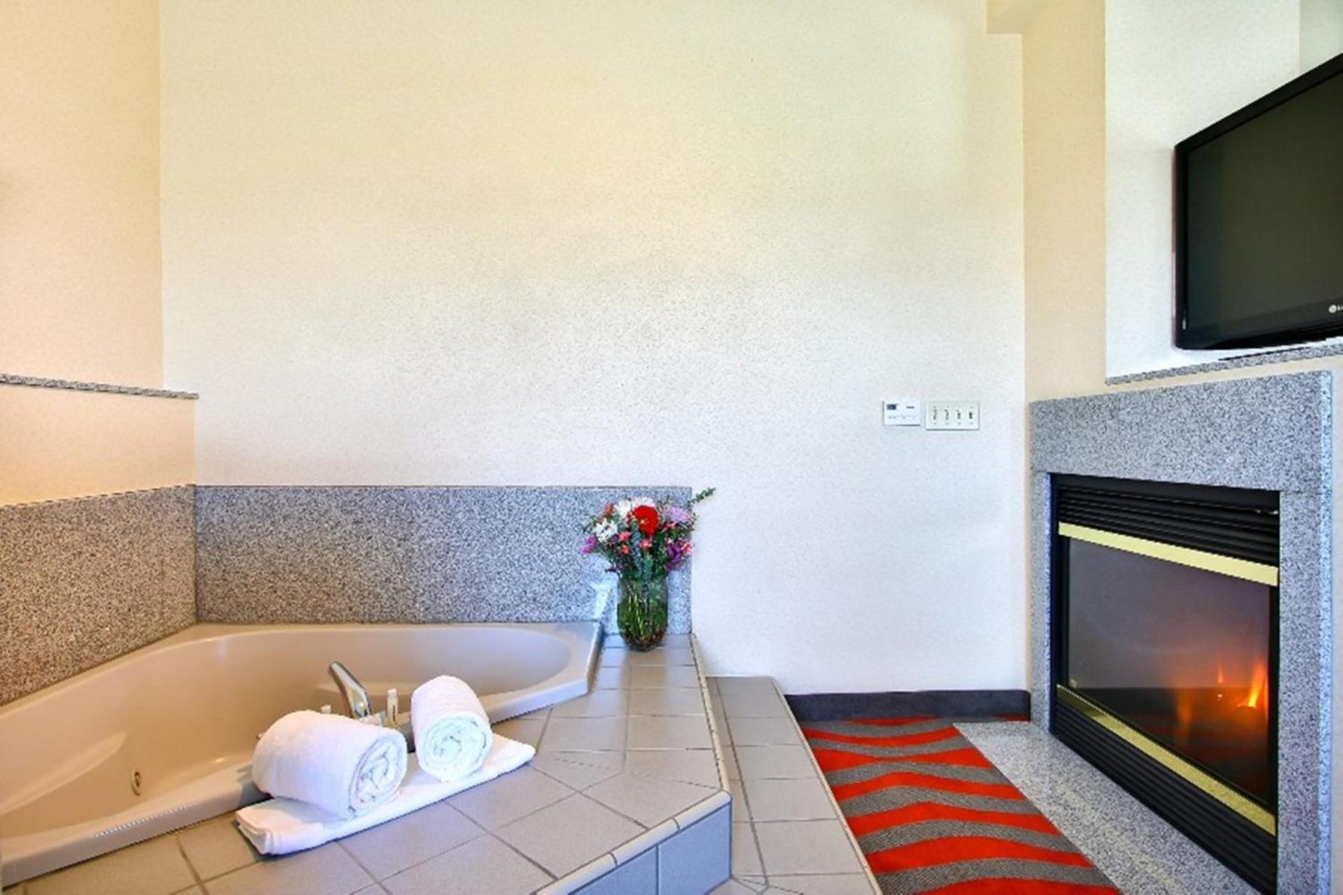 Comfort Suites Boise West Meridian photo 62