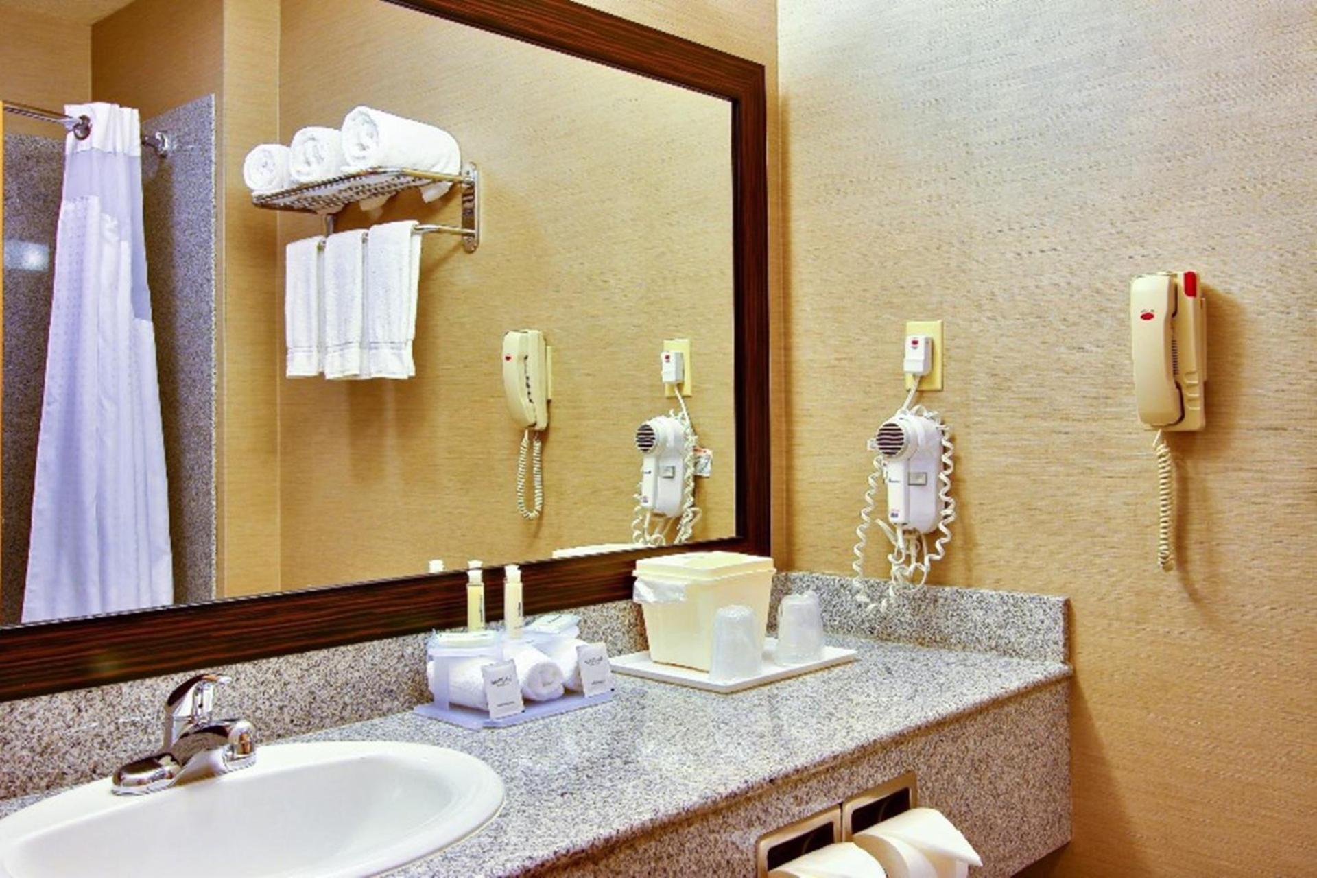 Comfort Suites Boise West Meridian photo 55