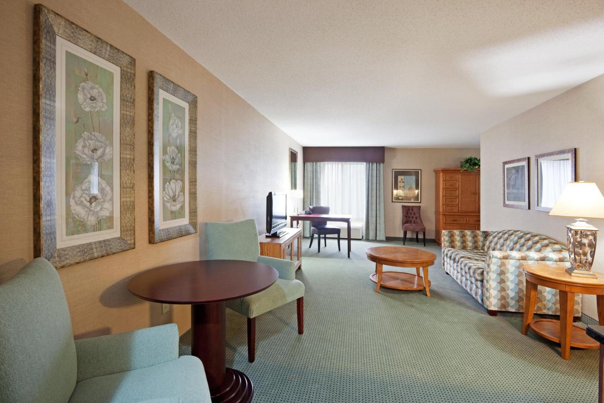 Holiday Inn Express & Suites Meriden by IHG photo 23