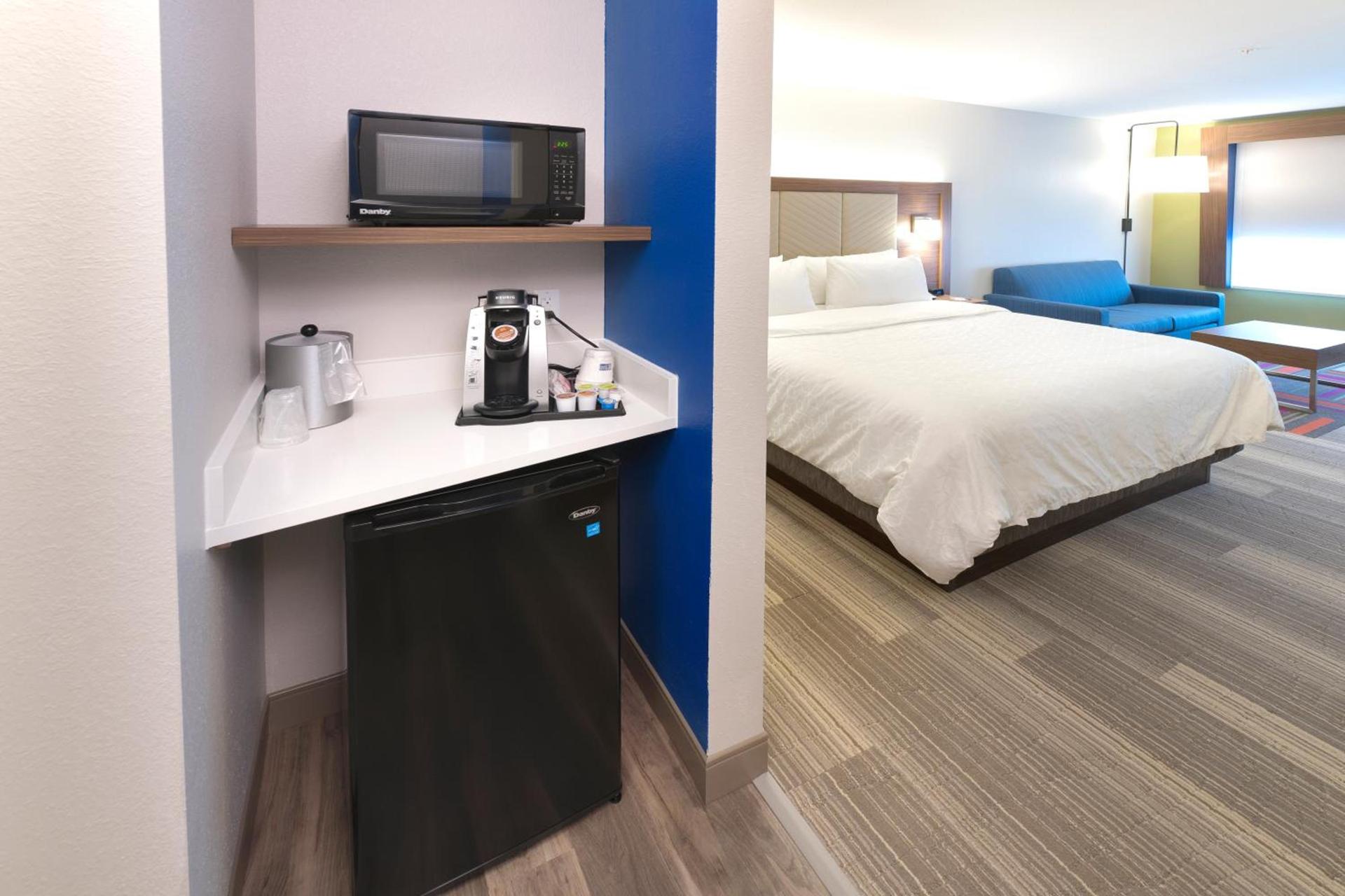 Holiday Inn Express & Suites - Millersburg by IHG photo 32