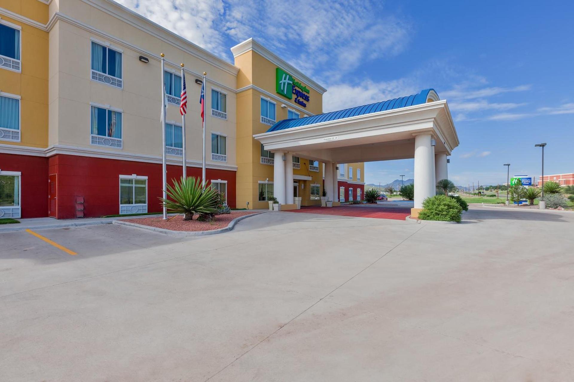 Holiday Inn Express and Suites Alpine by IHG — hotel in Alpine