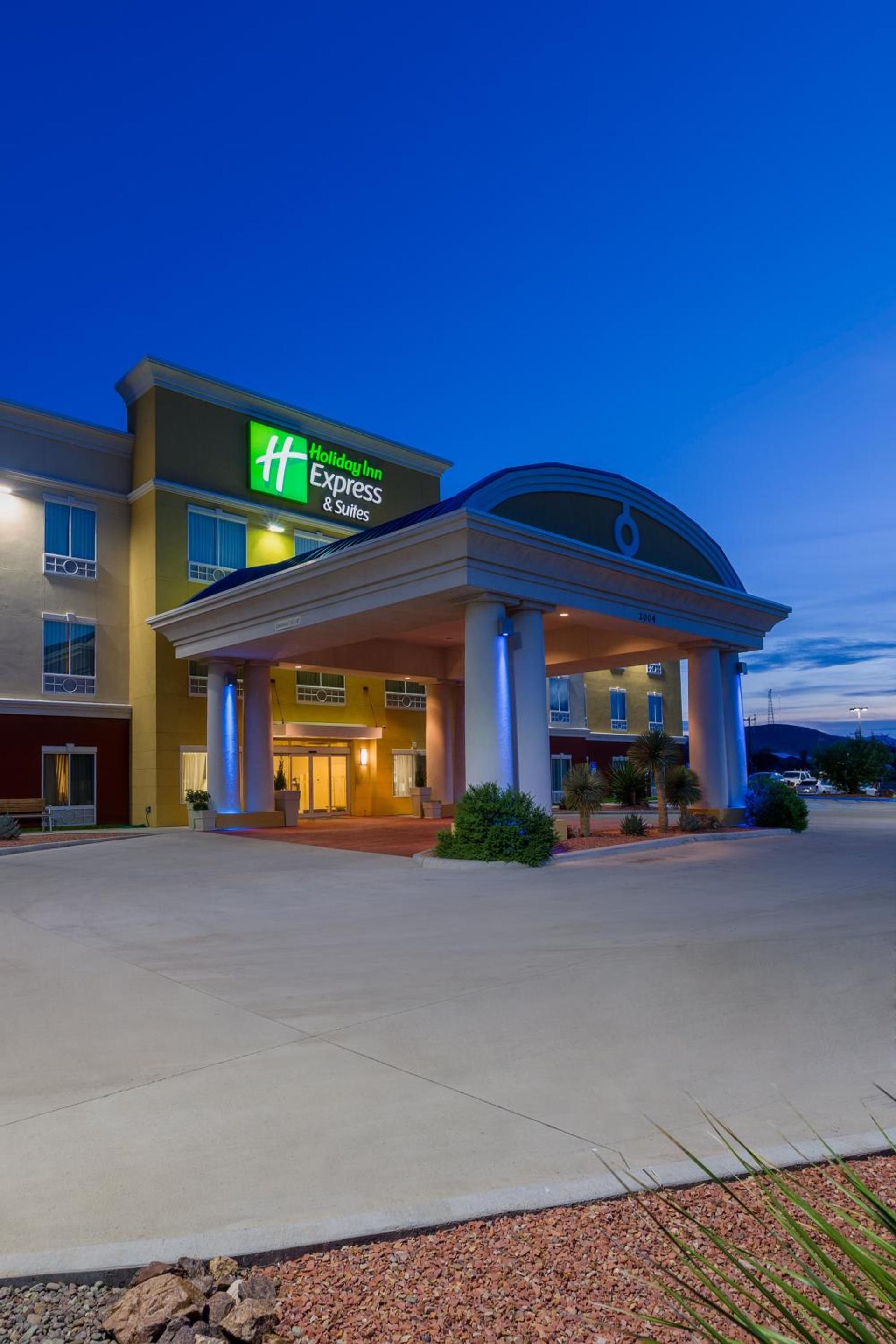 Holiday Inn Express and Suites Alpine by IHG photo 12