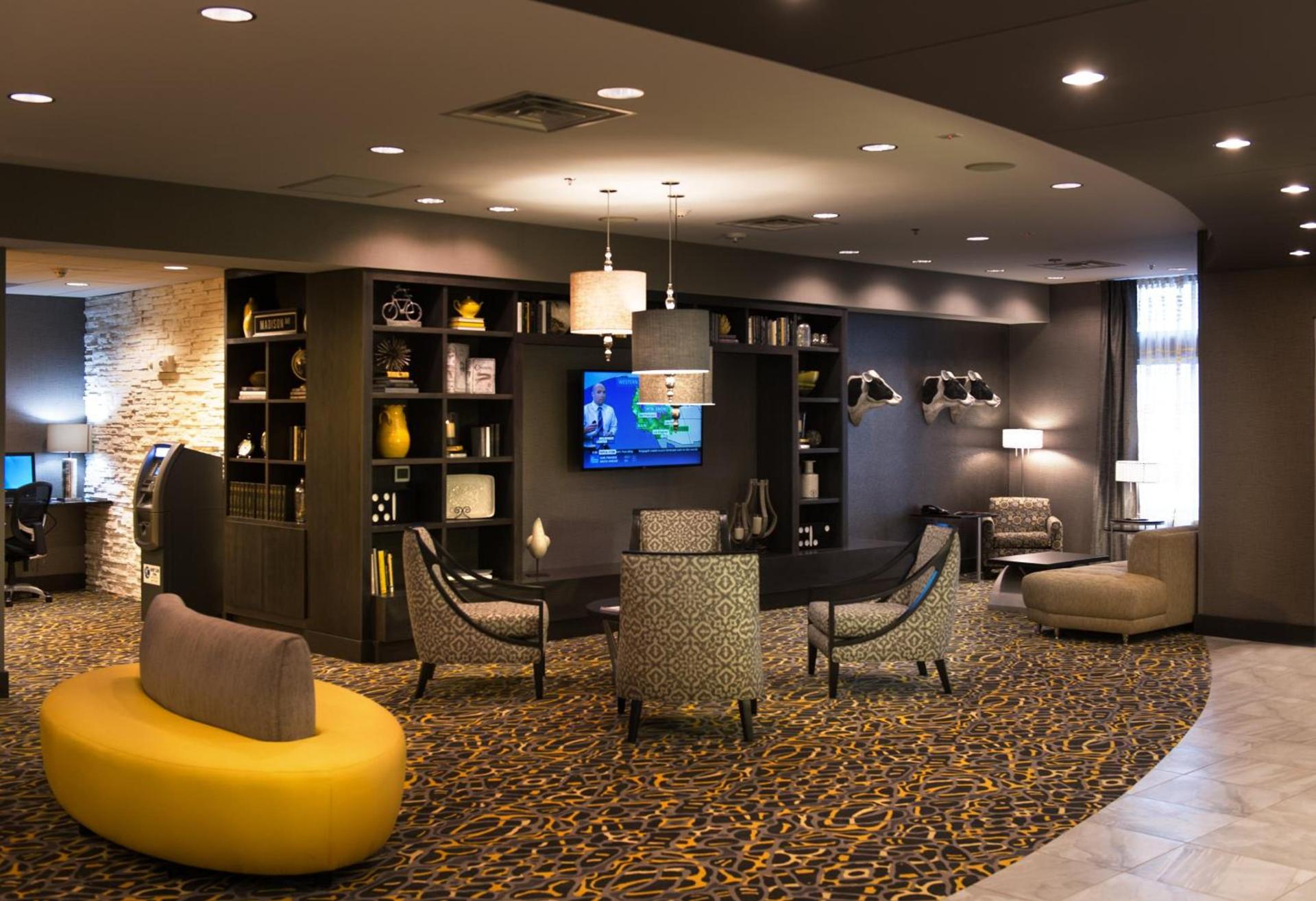 Holiday Inn Express and Suites Madison Central by IHG photo 6