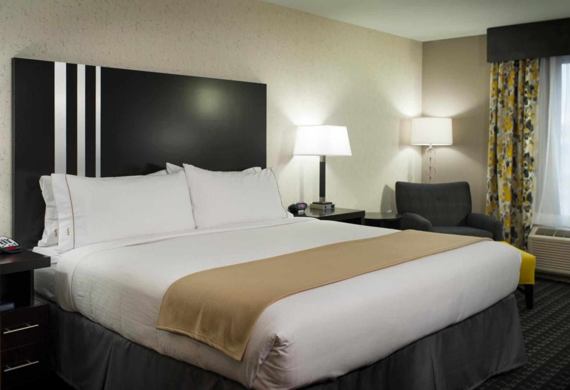 Holiday Inn Express and Suites Madison Central by IHG photo 23