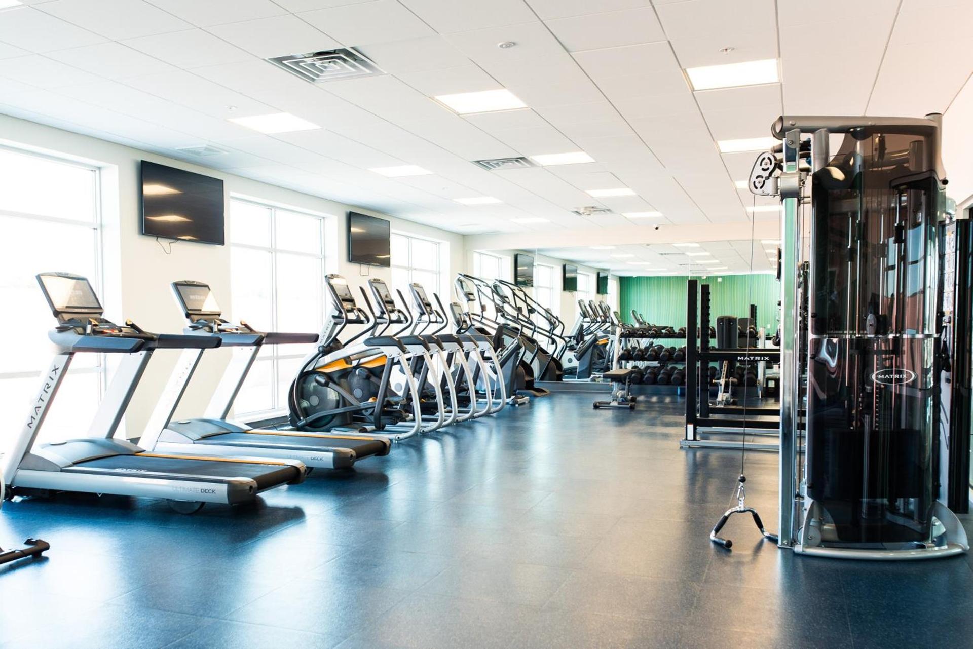 Holiday Inn Express & Suites Madison by IHG photo 64