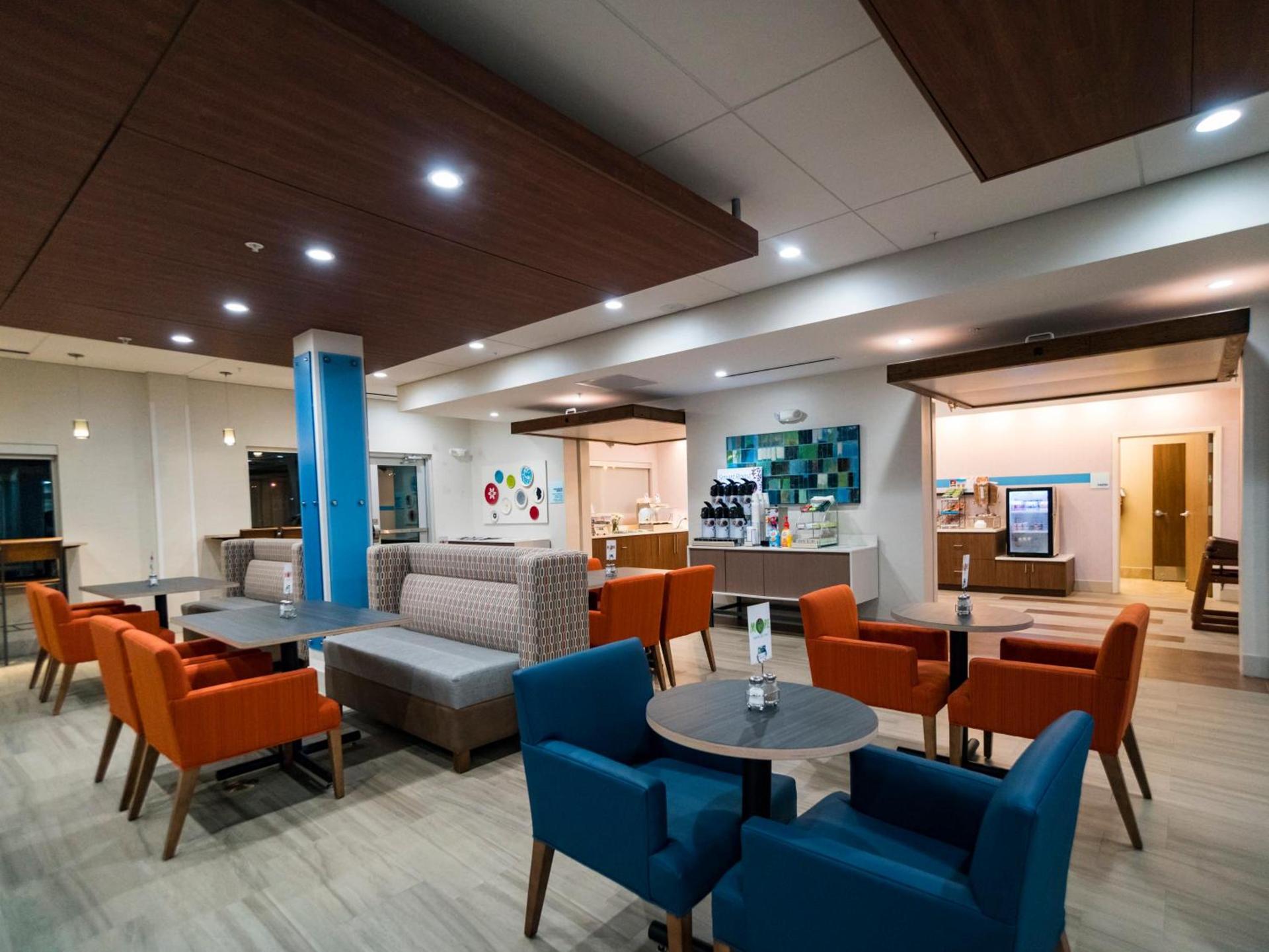 Holiday Inn Express & Suites - Southaven Central - Memphis by IHG photo 37