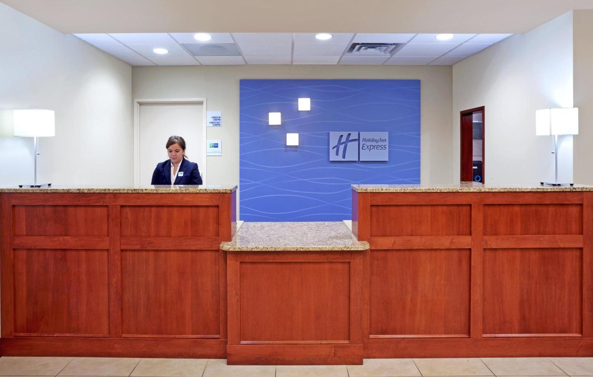 Holiday Inn Express Hotel & Suites Chehalis - Centralia by IHG photo 14