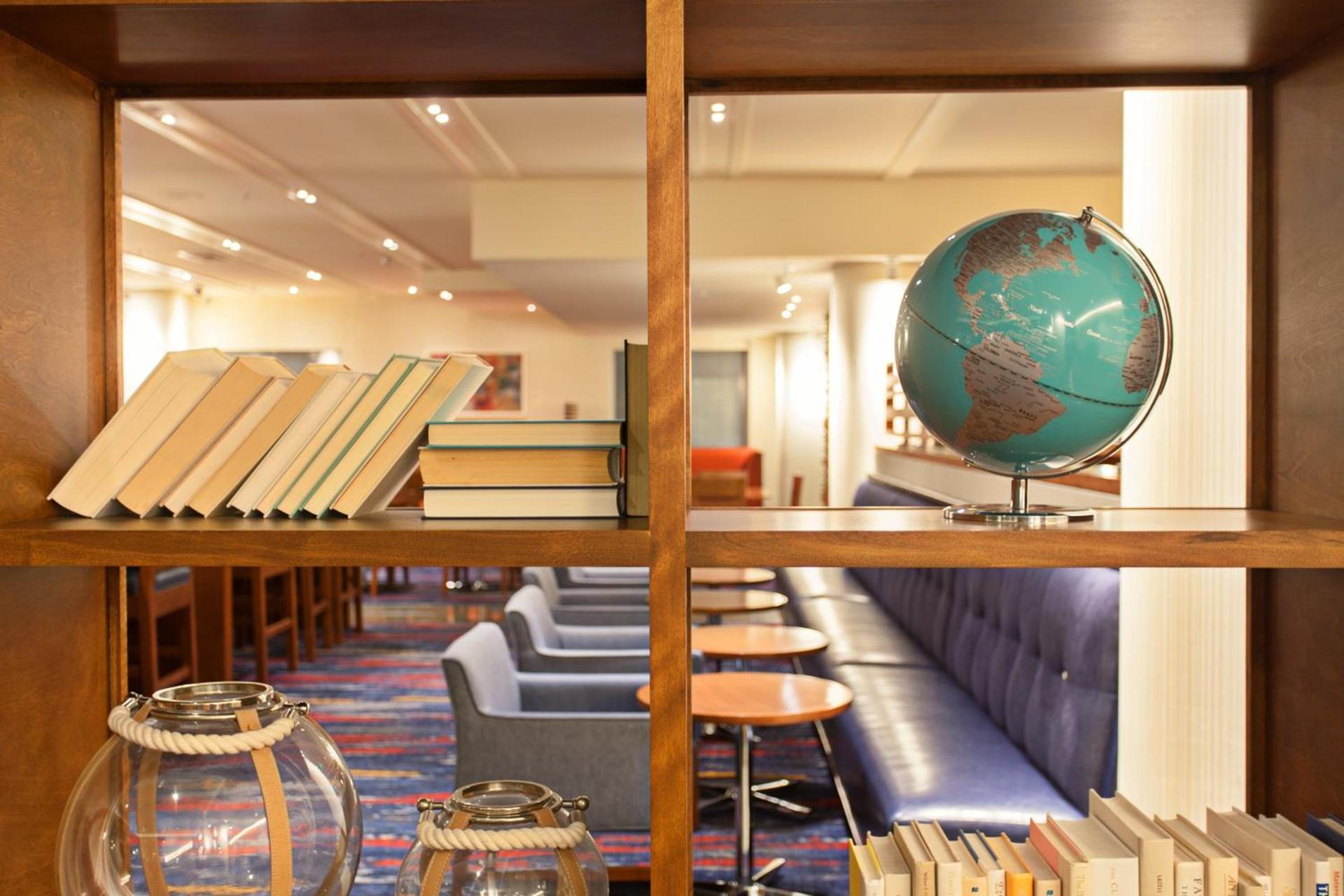 Holiday Inn Express Hotel & Suites Fisherman's Wharf by IHG photo 6