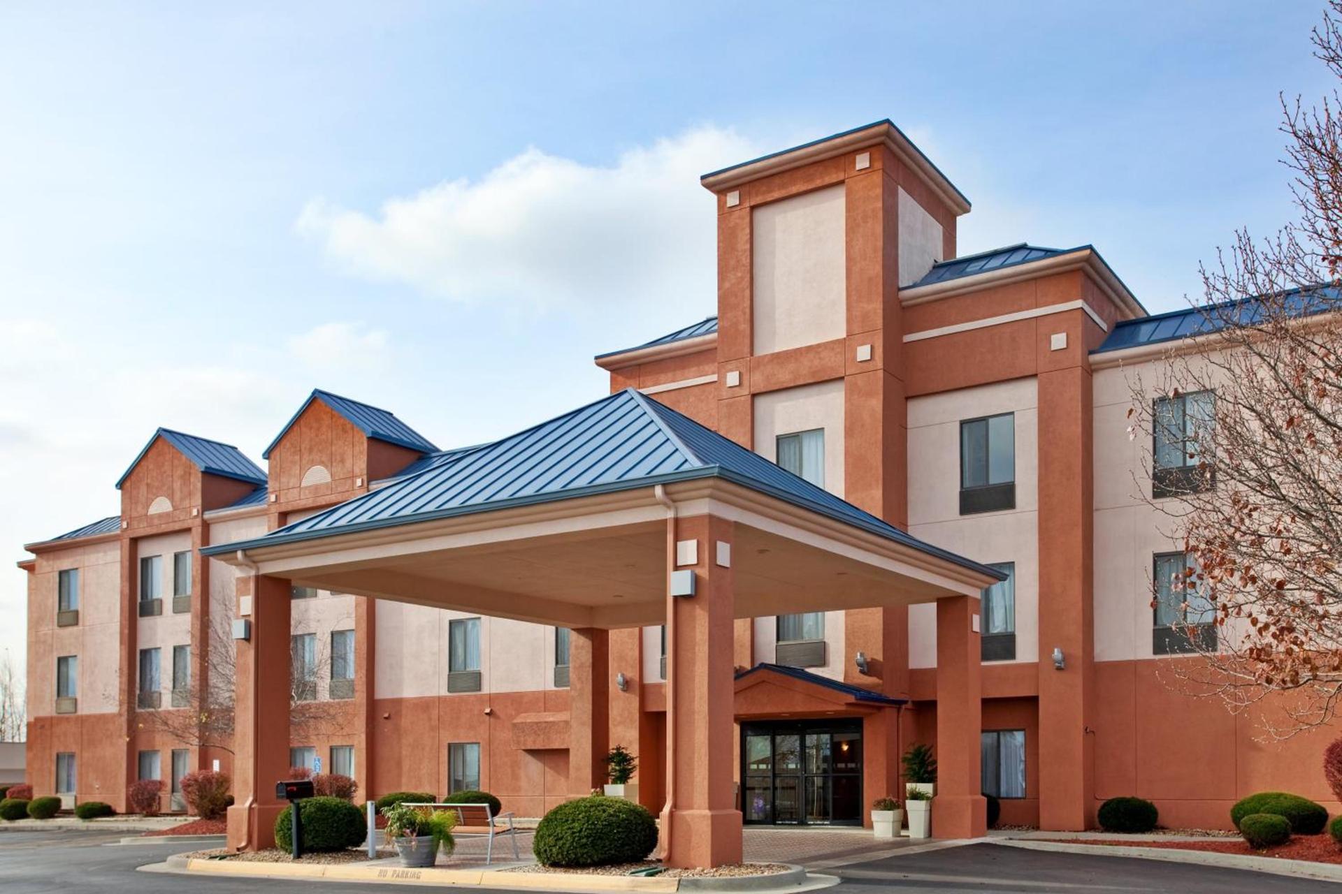 Spark By Hilton Lansing photo 1