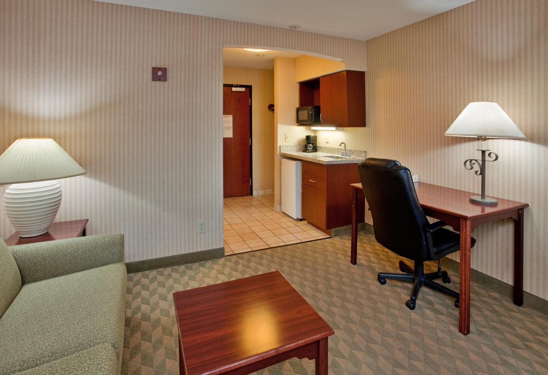 Spark By Hilton Lansing photo 2