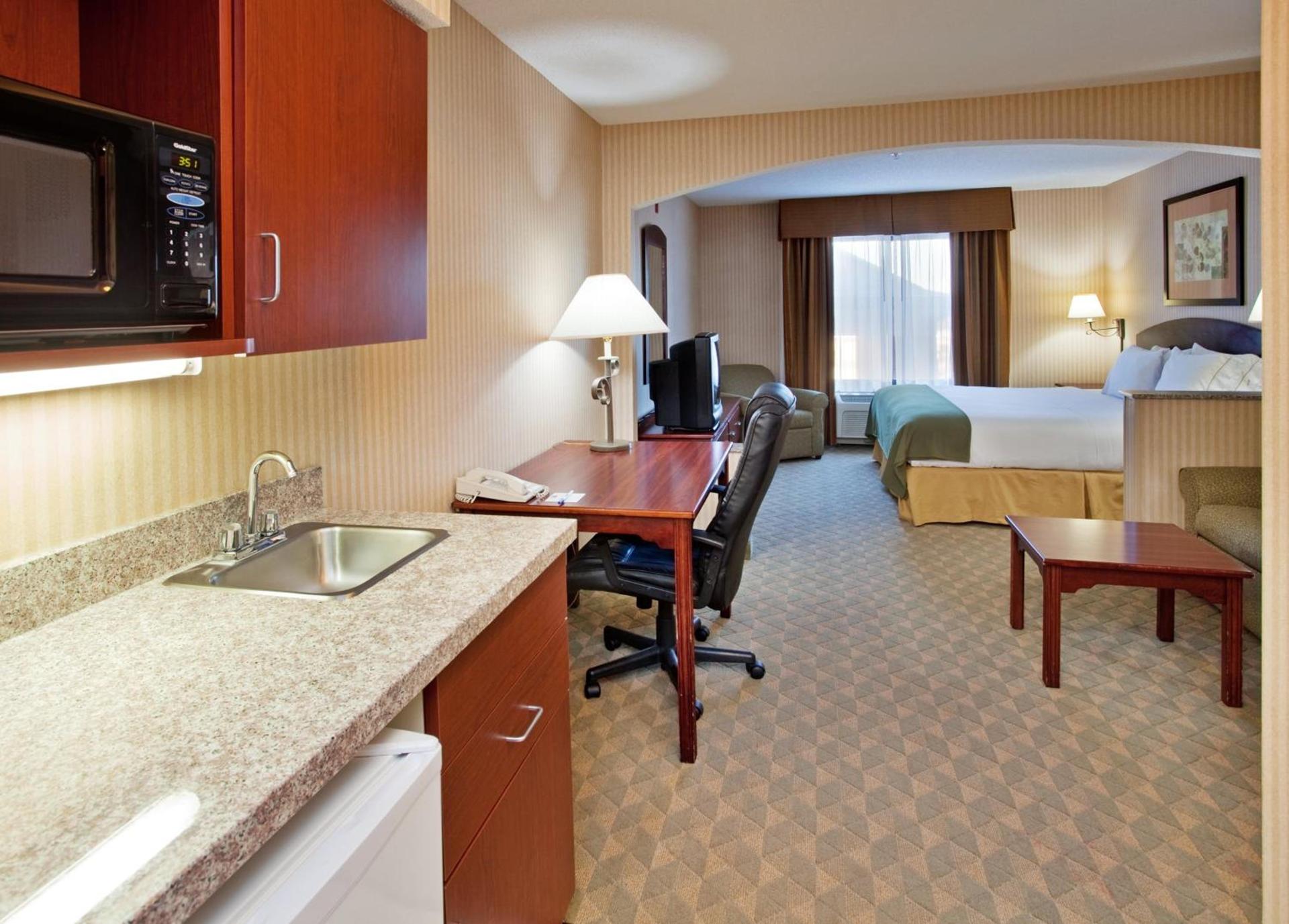 Spark By Hilton Lansing photo 33