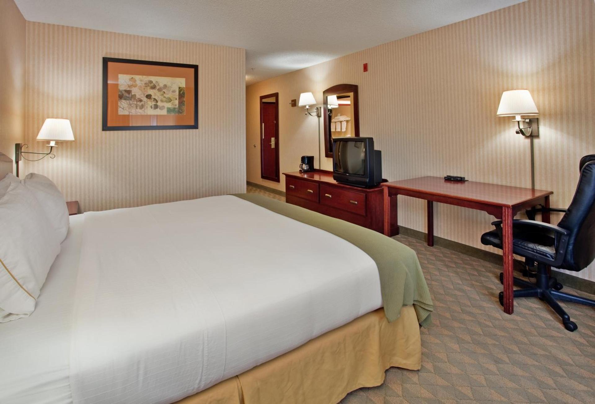 Spark By Hilton Lansing photo 30