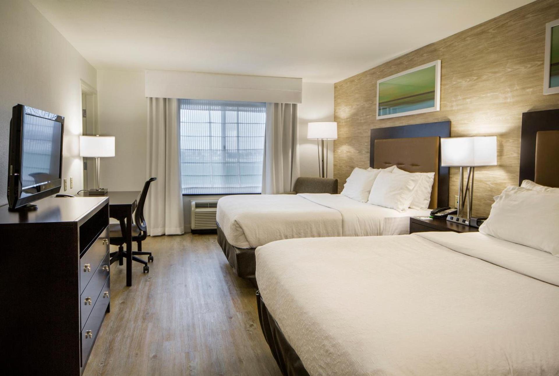 Holiday Inn Hotel & Suites Bloomington Airport by IHG photo 59