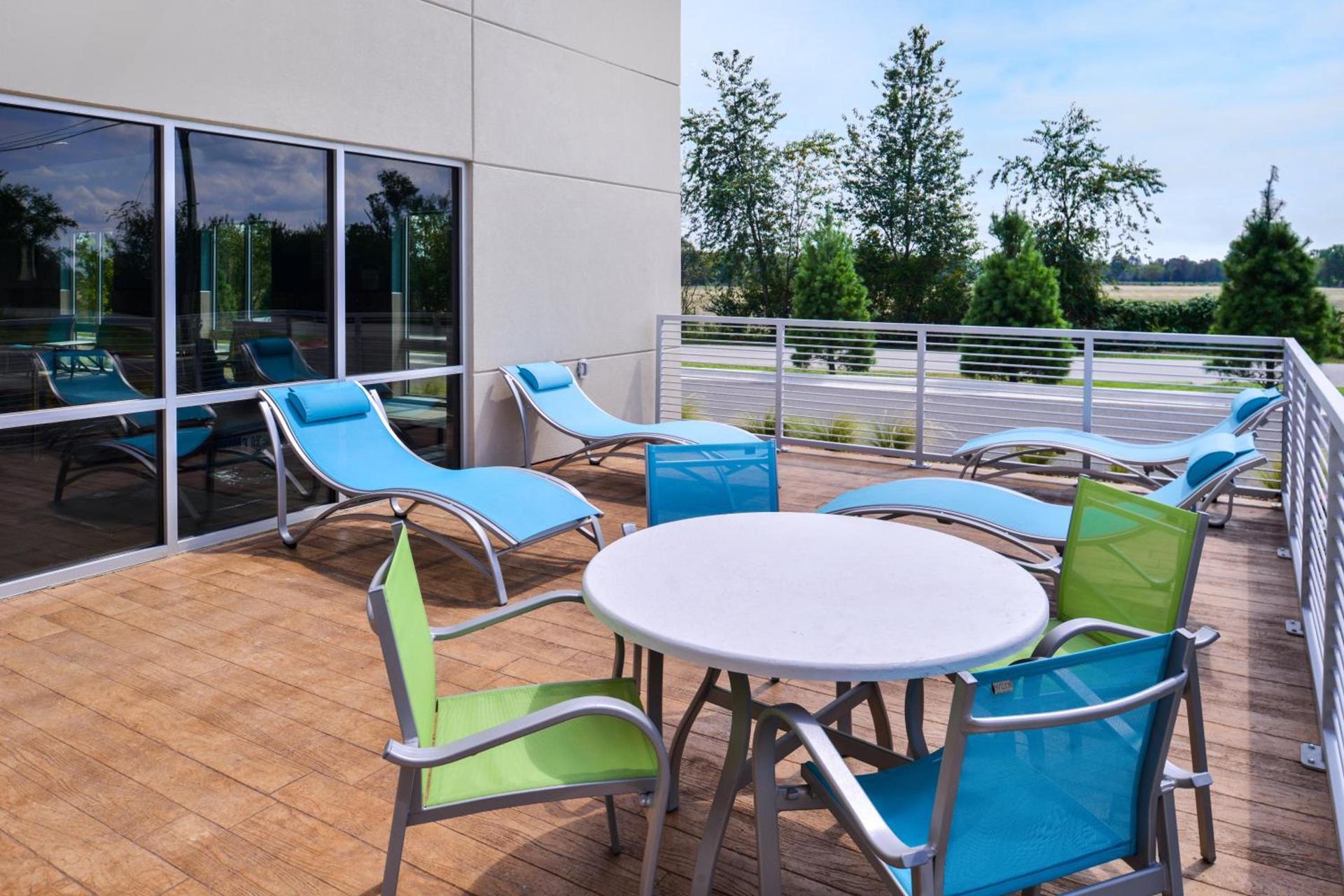 Holiday Inn Express & Suites - Siloam Springs by IHG photo 30