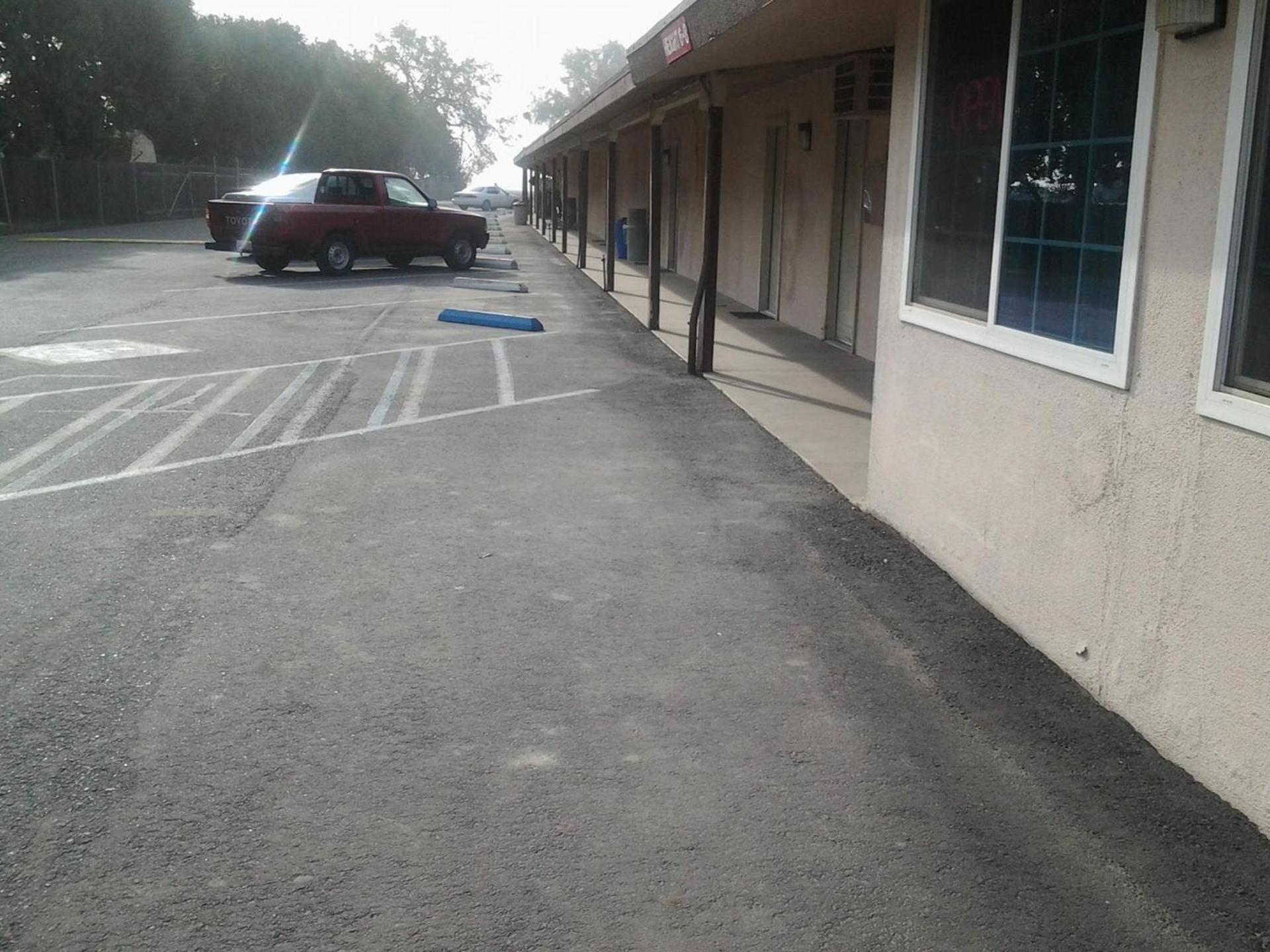 Budget Inn photo 11