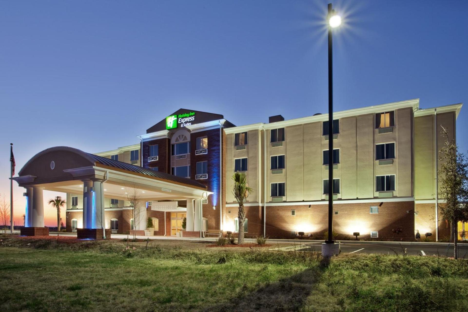 Holiday Inn Express & Suites Moultrie by IHG photo 14