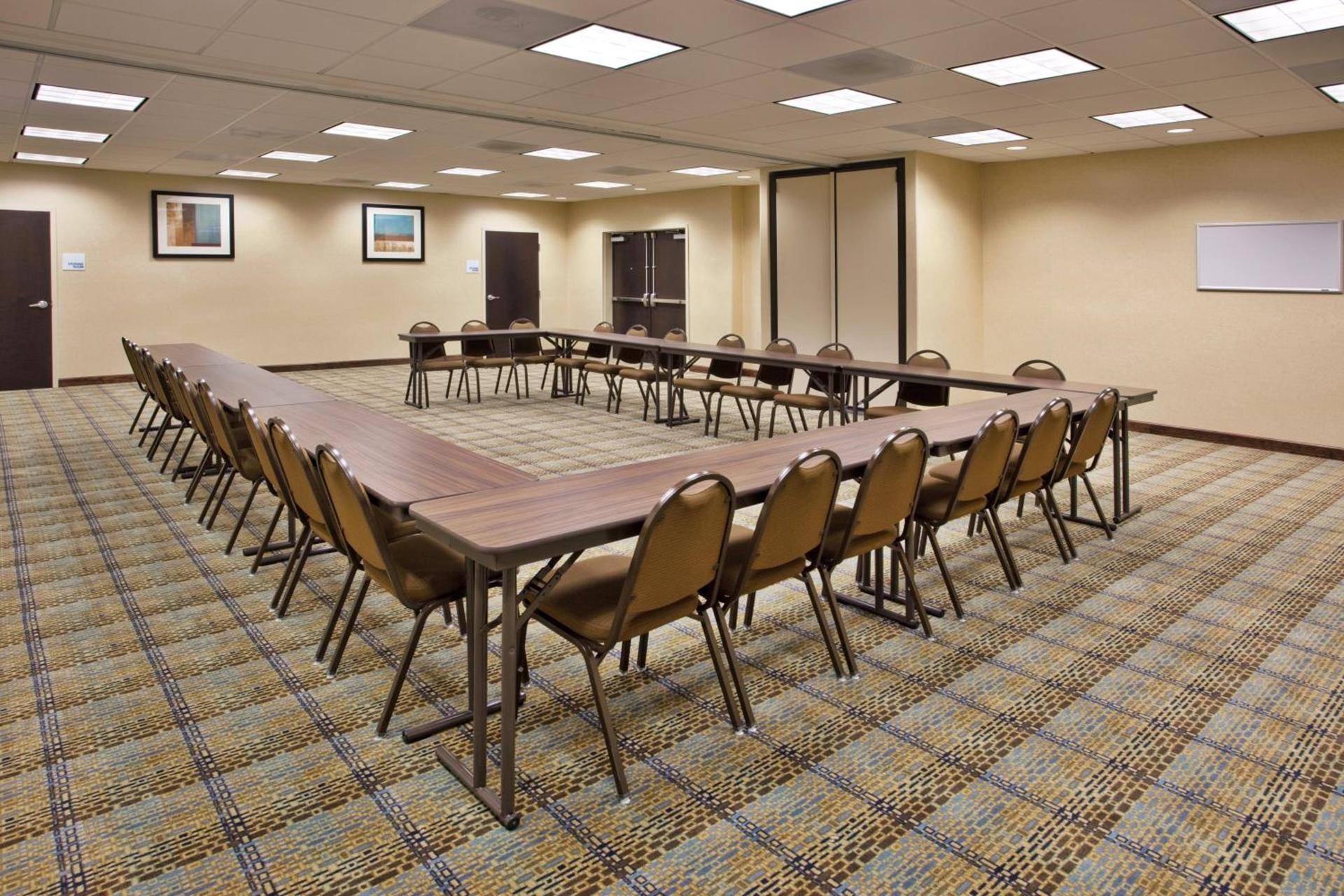 Holiday Inn Express & Suites Moultrie by IHG photo 20