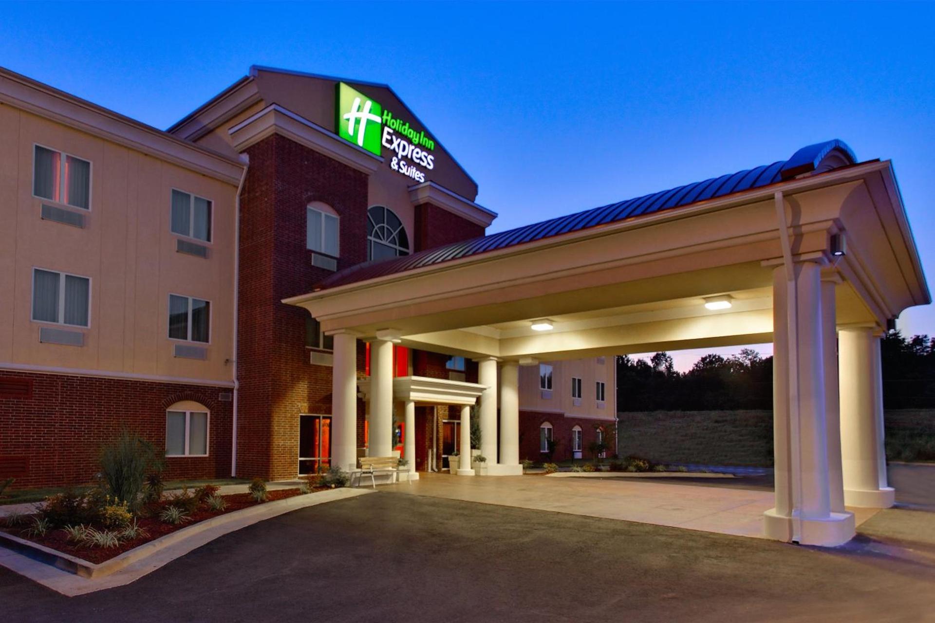Holiday Inn Express & Suites Malvern by IHG — hotel in Malvern