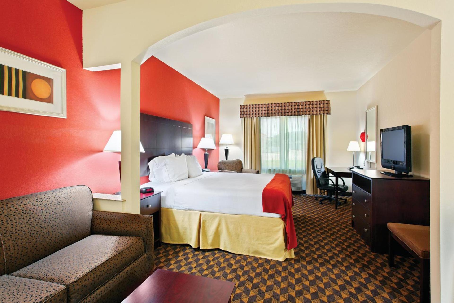 Holiday Inn Express & Suites Malvern by IHG photo 26