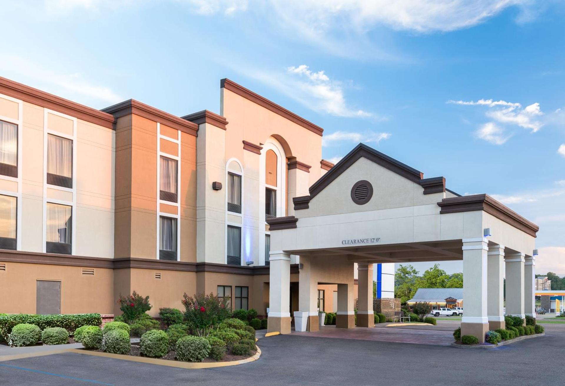 Holiday Inn Express & Suites - Grenada by IHG photo 11
