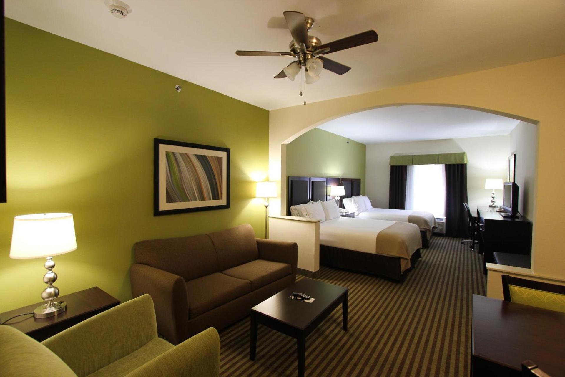 La Quinta Inn & Suites Nacogdoches photo 7