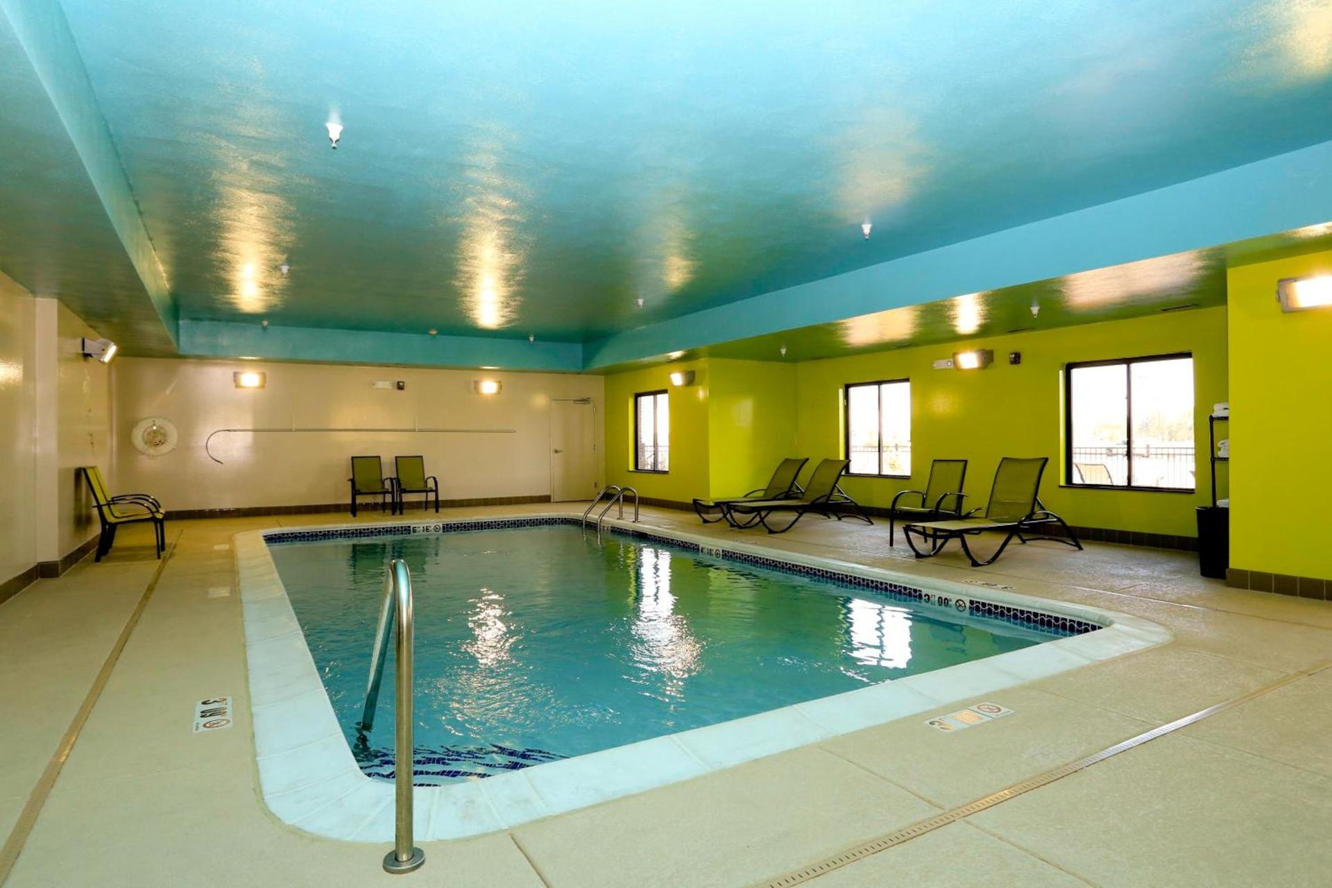 Holiday Inn Express & Suites Marion Northeast by IHG photo 19