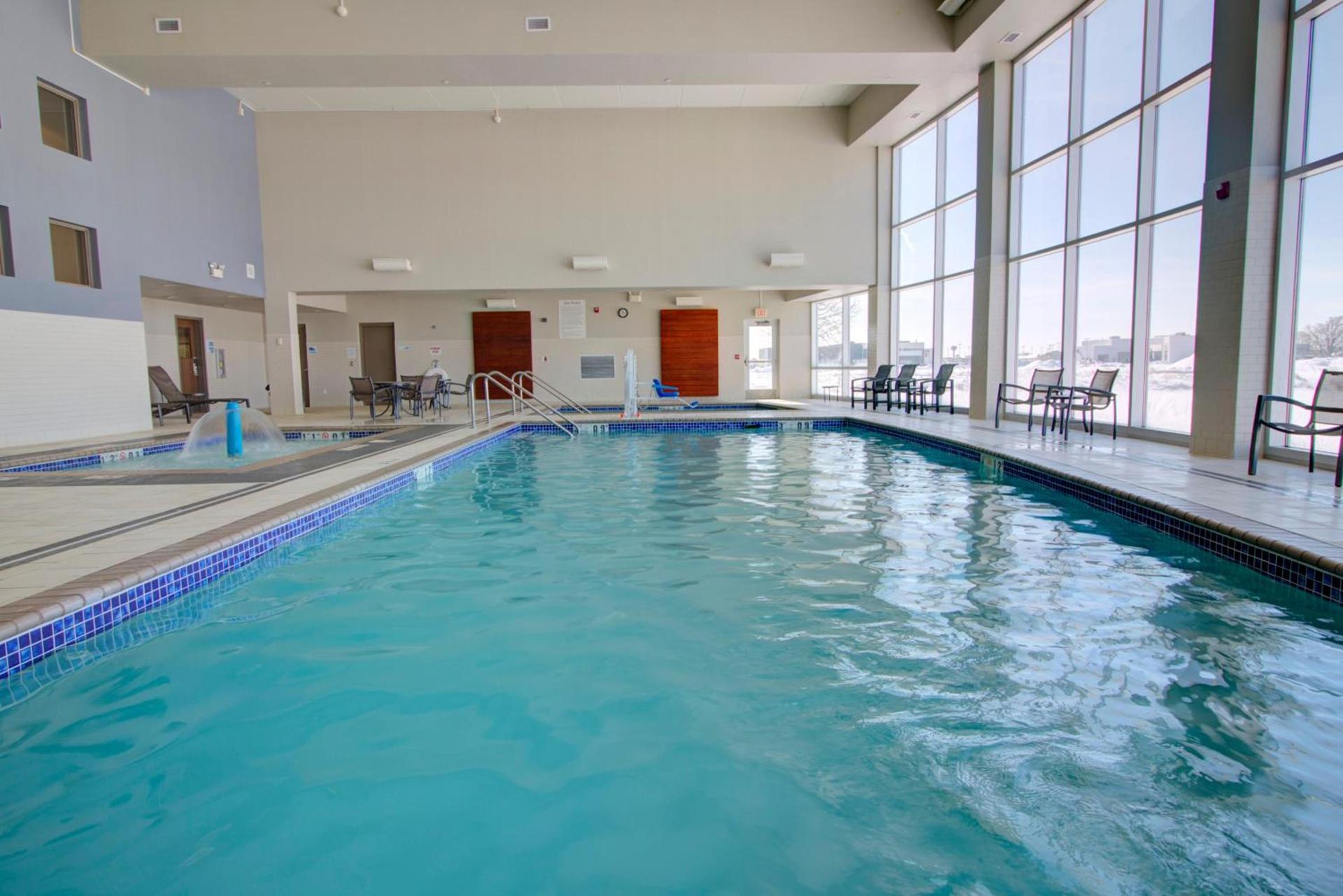 Holiday Inn Express Hotel & Suites Mankato East by IHG photo 15