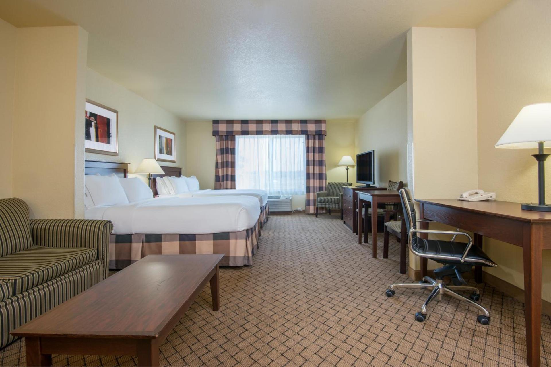 Holiday Inn Express Hotel & Suites El Dorado by IHG photo 22