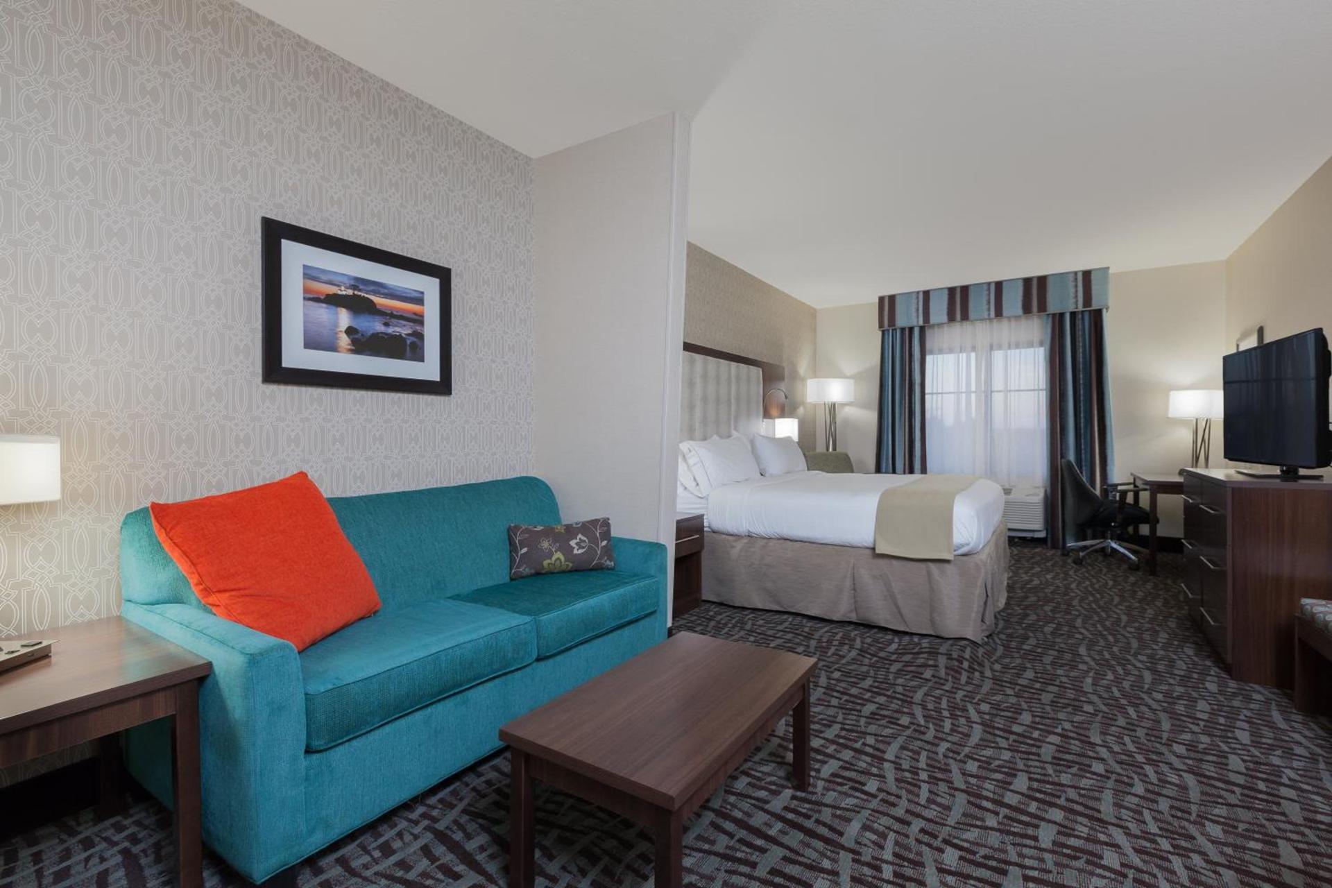 Holiday Inn Express & Suites Eureka by IHG photo 36