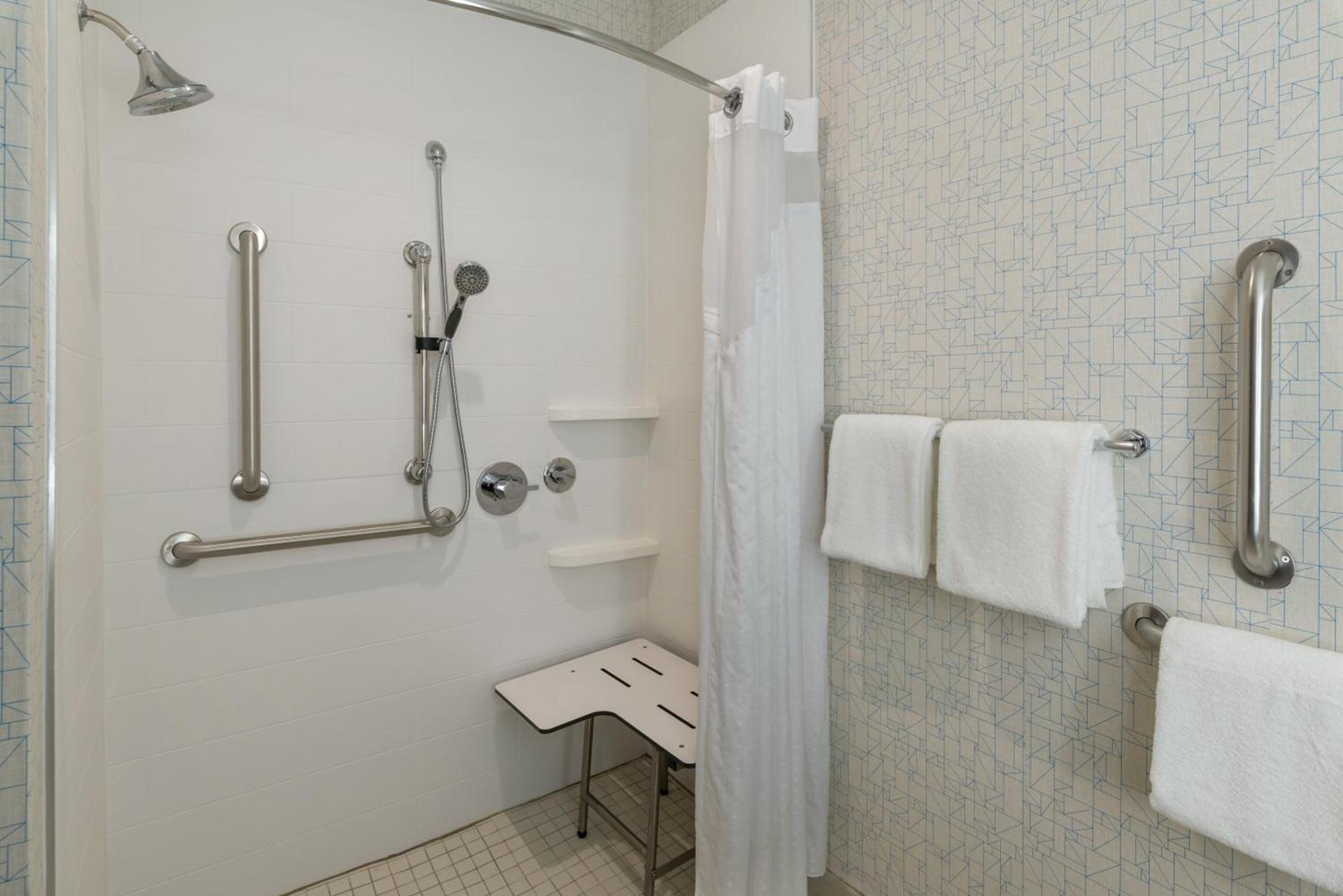 Holiday Inn Express Lawrence by IHG photo 20