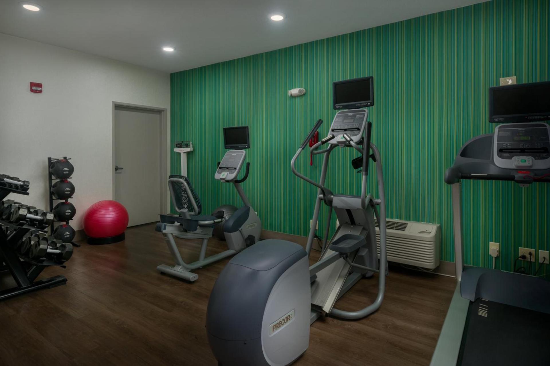 Holiday Inn Express Lawrence by IHG photo 7