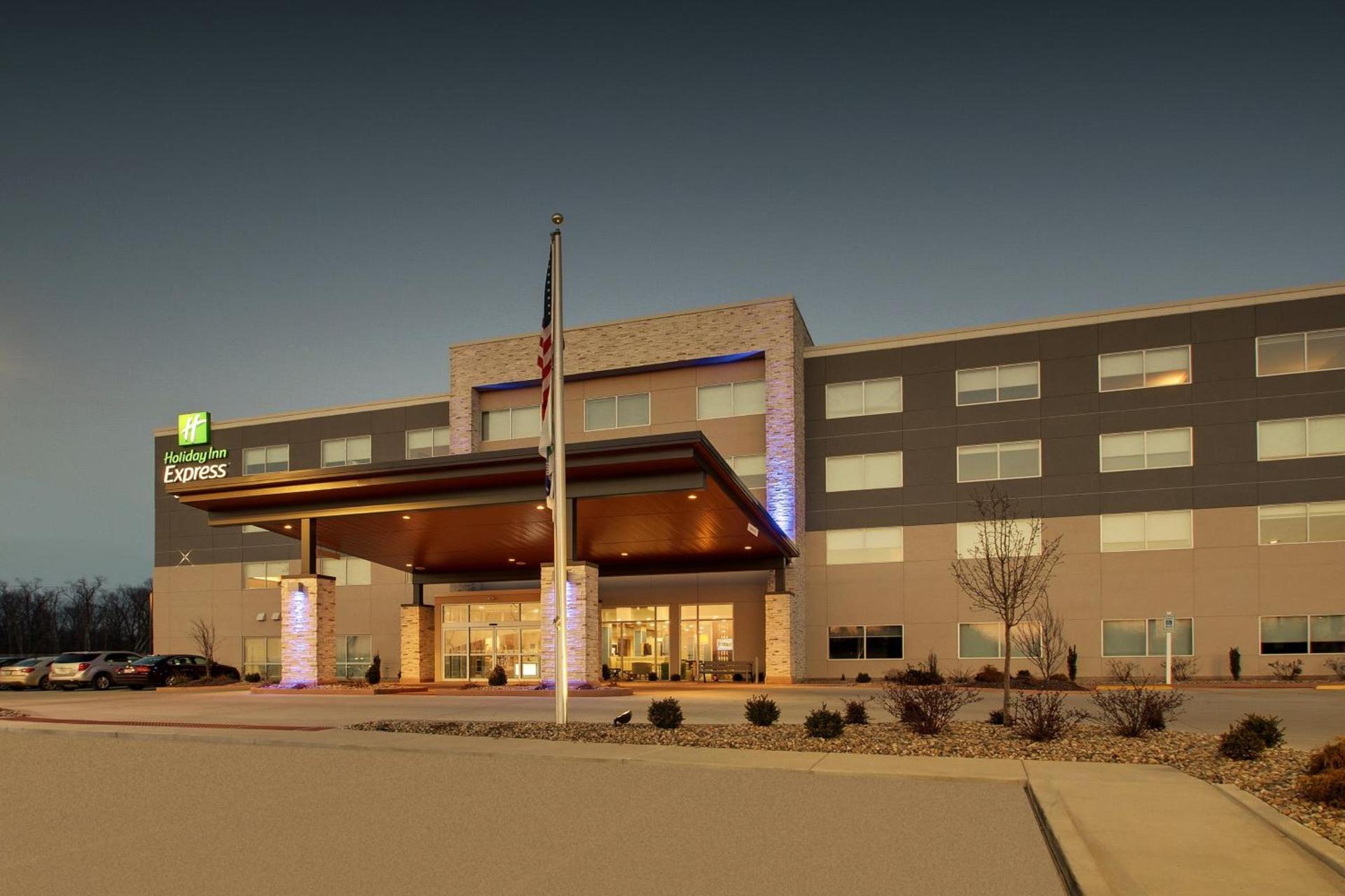 Holiday Inn Express & Suites - Mount Vernon by IHG photo 36