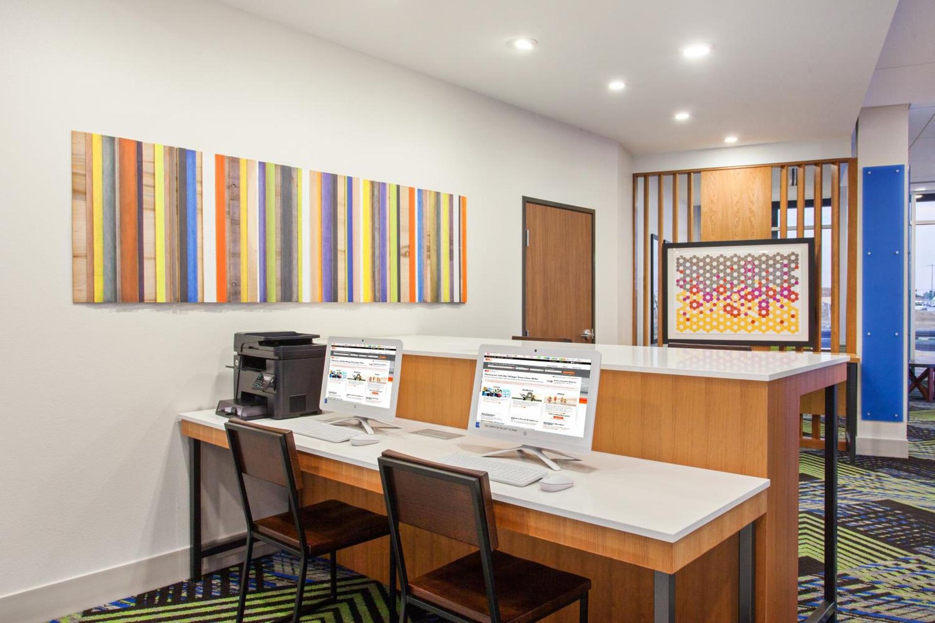 Holiday Inn Express & Suites - Moses Lake by IHG photo 17