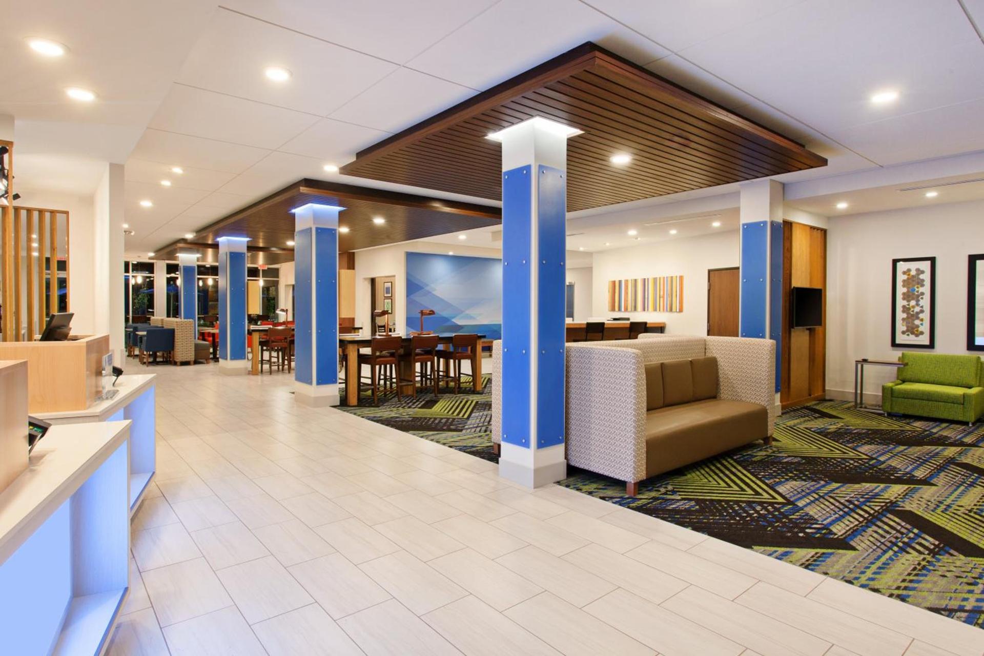 Holiday Inn Express & Suites - Moses Lake by IHG photo 22