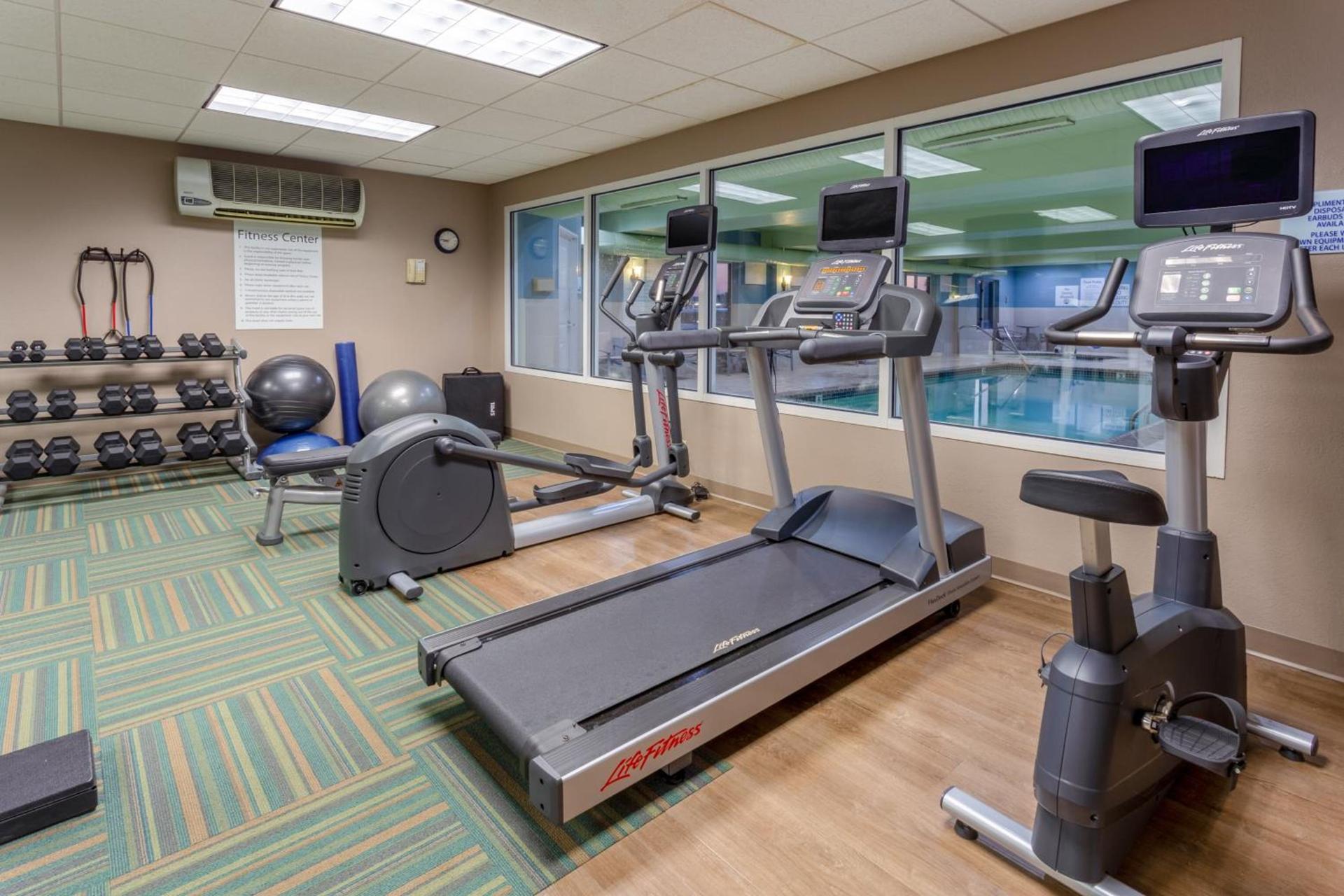 Holiday Inn Express & Suites Vandalia by IHG photo 20
