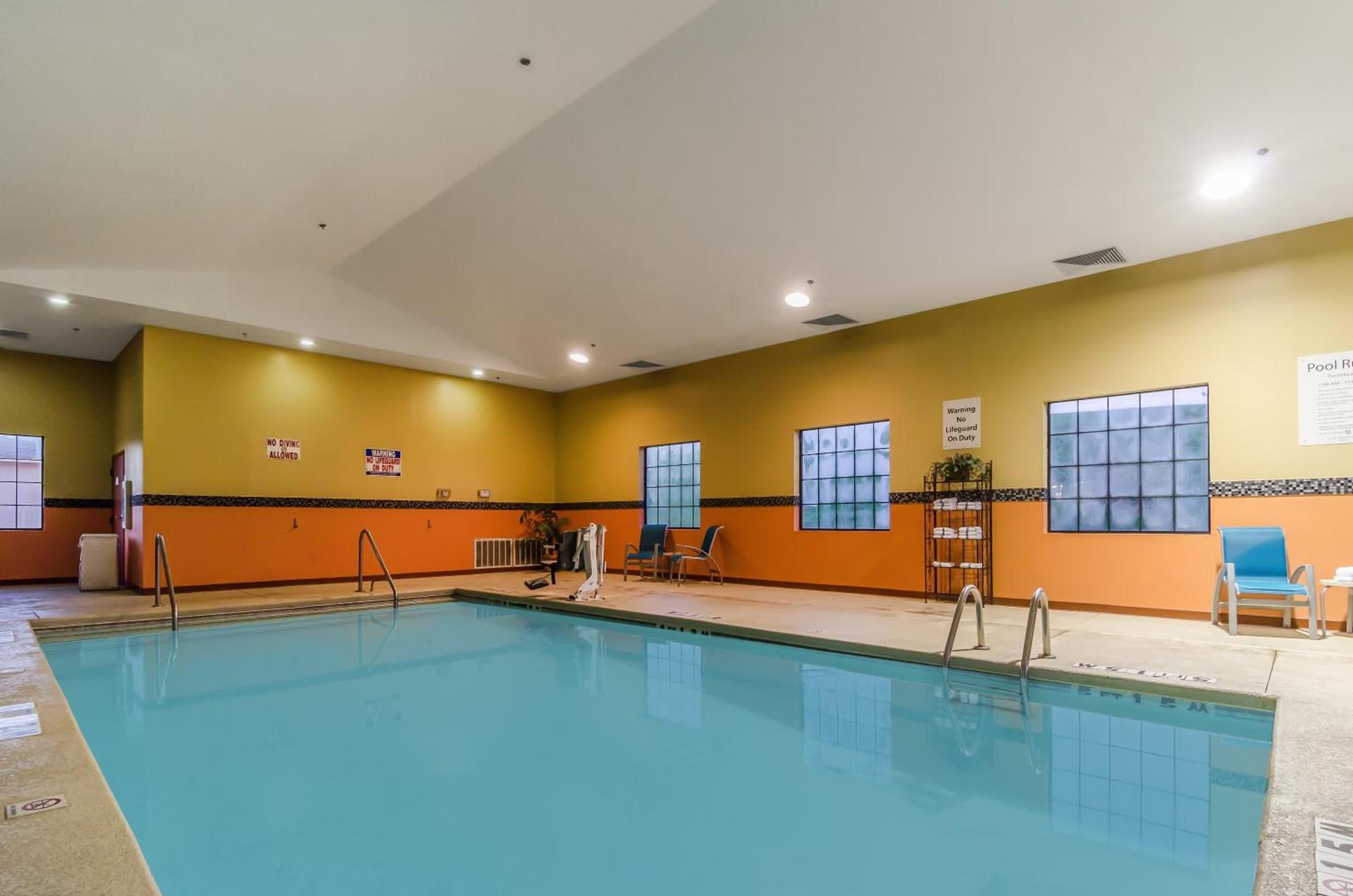 Holiday Inn Express Hotel & Suites Vinita by IHG photo 16