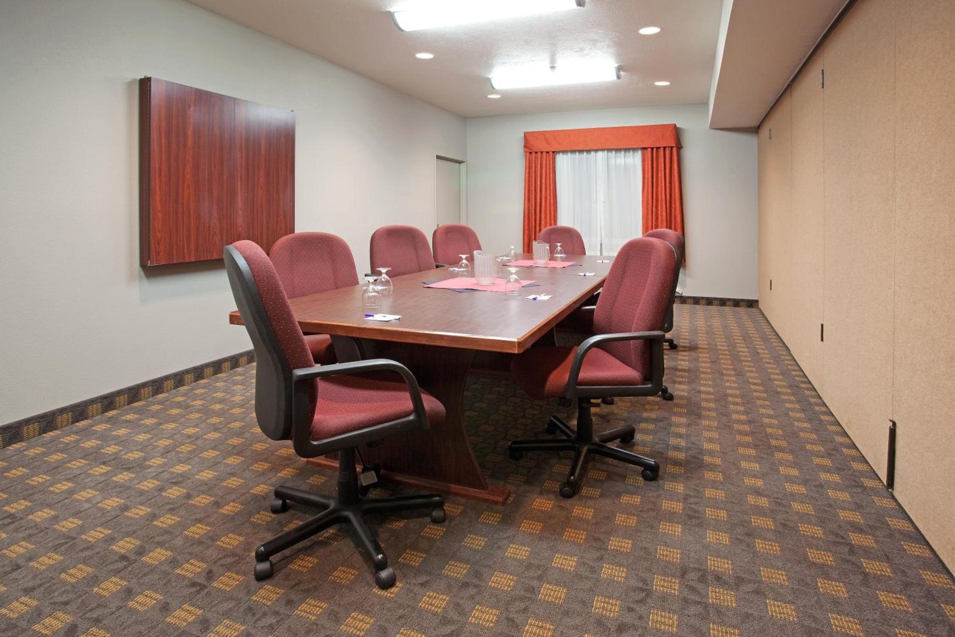 Holiday Inn Express Ogden by IHG photo 5