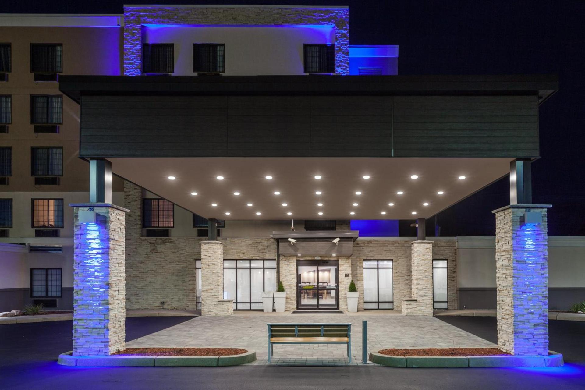 Holiday Inn Express Hotel & Suites Providence-Woonsocket by IHG photo 27