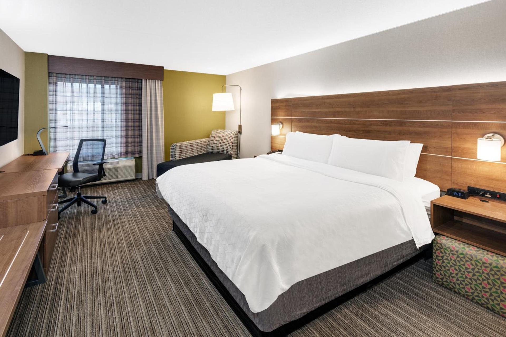 Holiday Inn Express Hotel & Suites Providence-Woonsocket by IHG photo 30