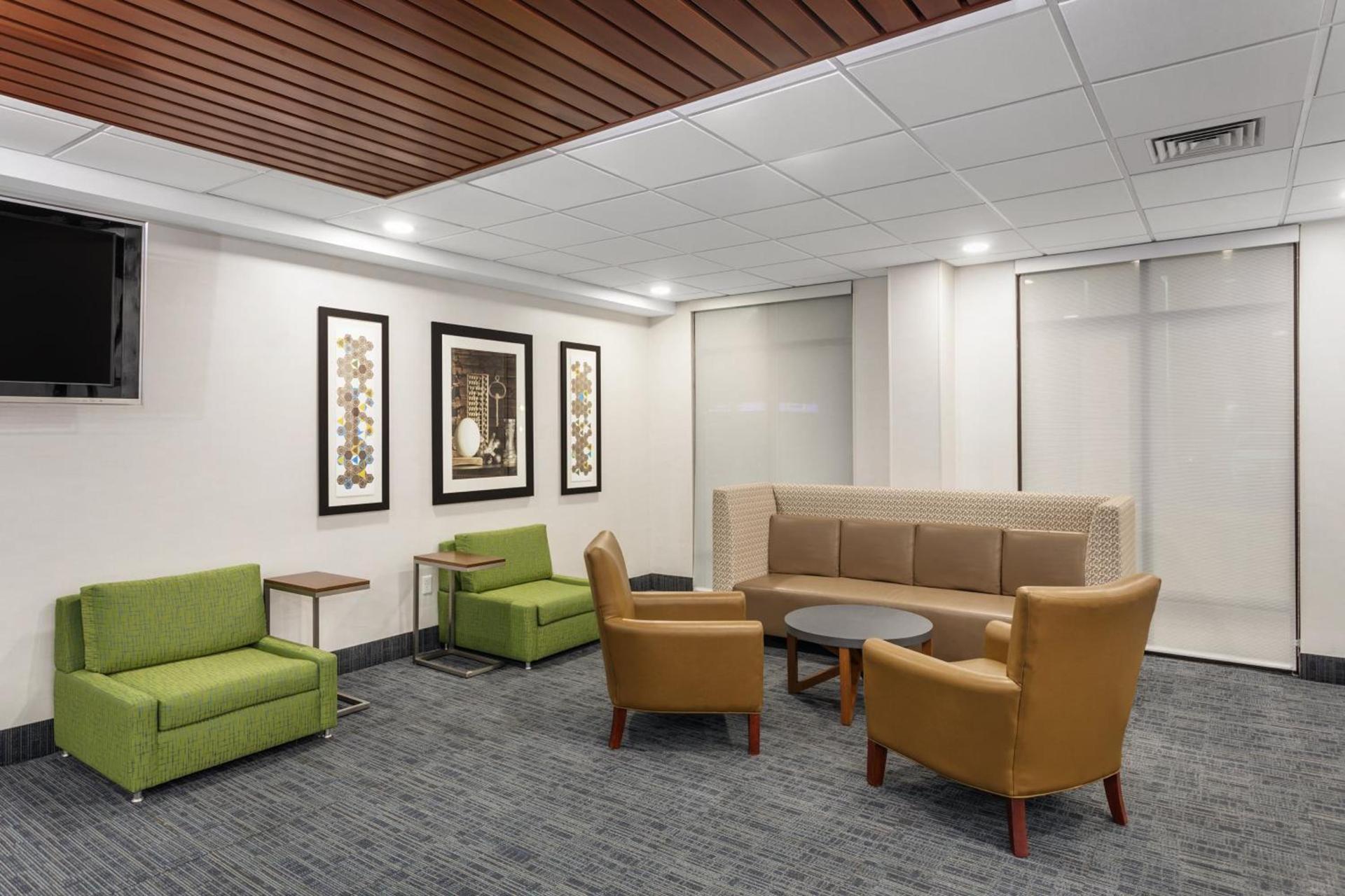 Holiday Inn Express Hotel & Suites Providence-Woonsocket by IHG photo 12