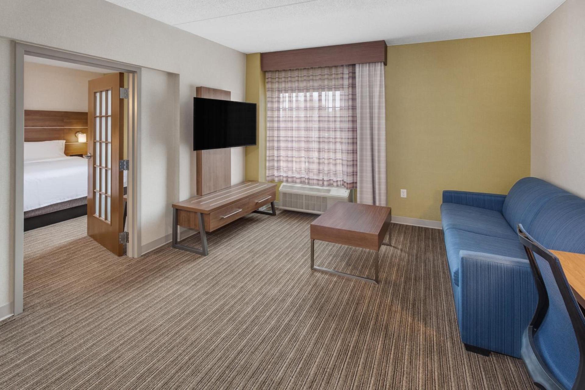 Holiday Inn Express Hotel & Suites Providence-Woonsocket by IHG photo 35