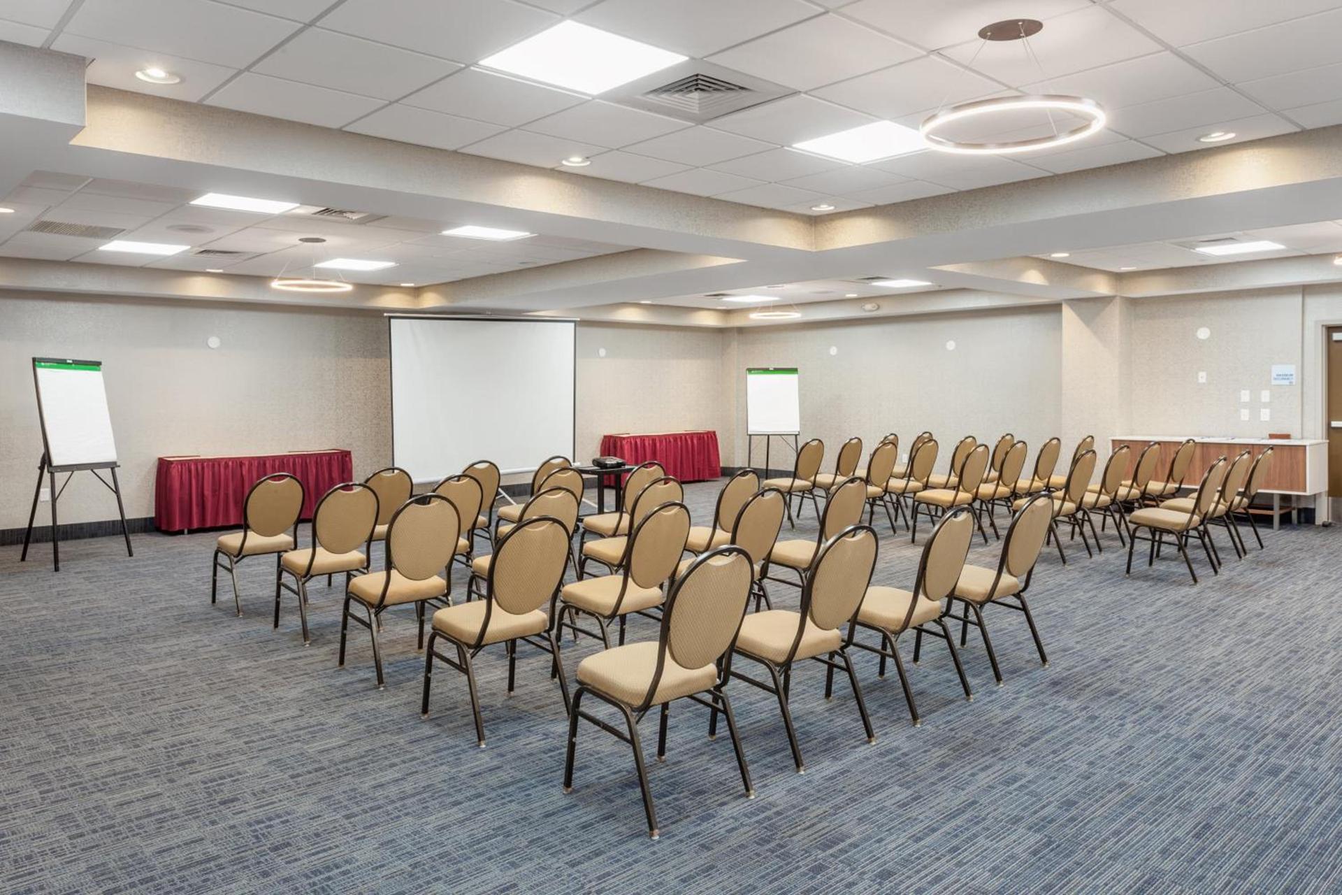 Holiday Inn Express Hotel & Suites Providence-Woonsocket by IHG photo 25
