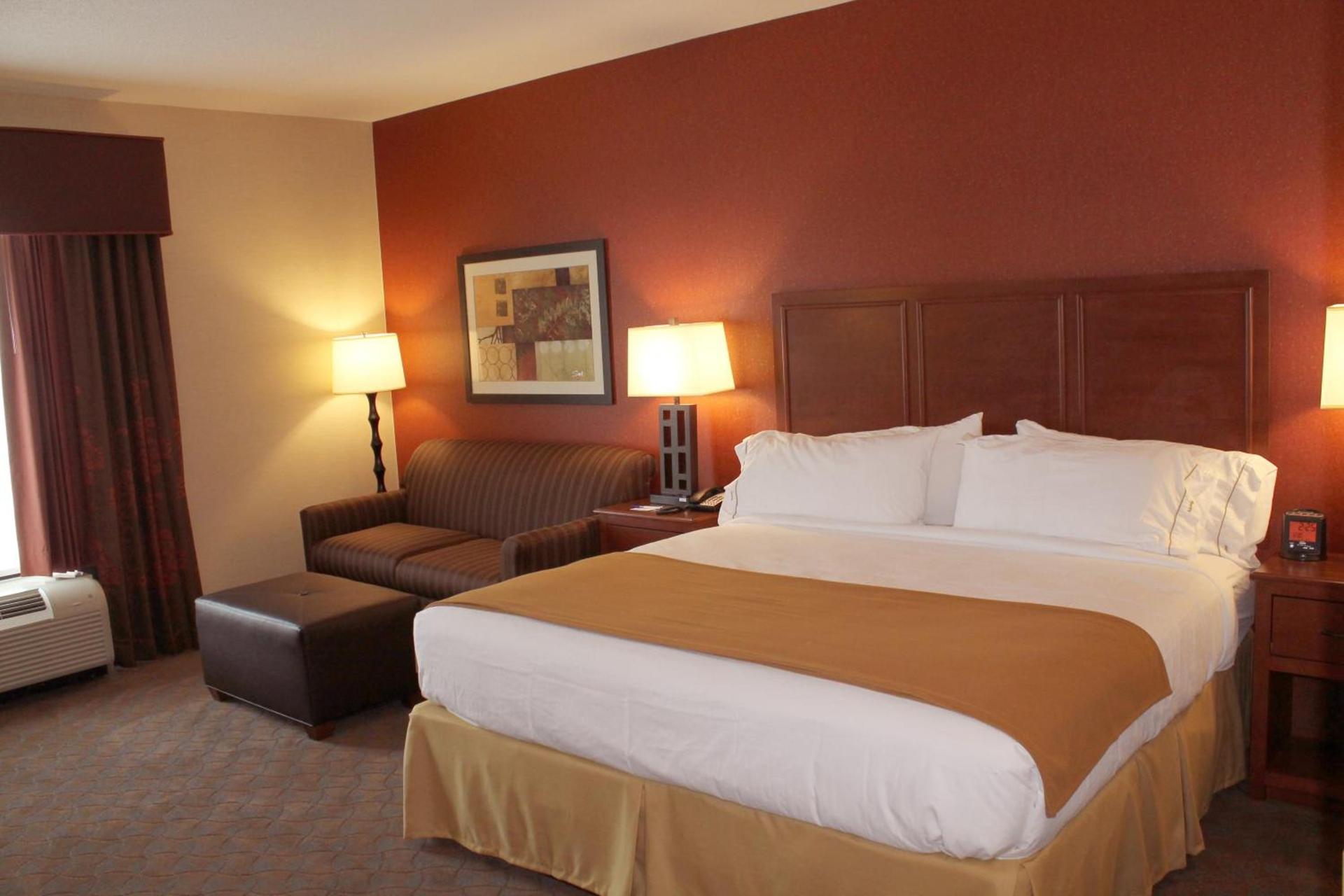 Holiday Inn Express & Suites Paducah West by IHG photo 29