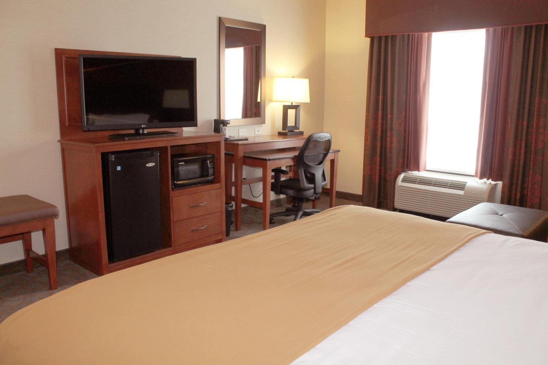 Holiday Inn Express & Suites Paducah West by IHG photo 28