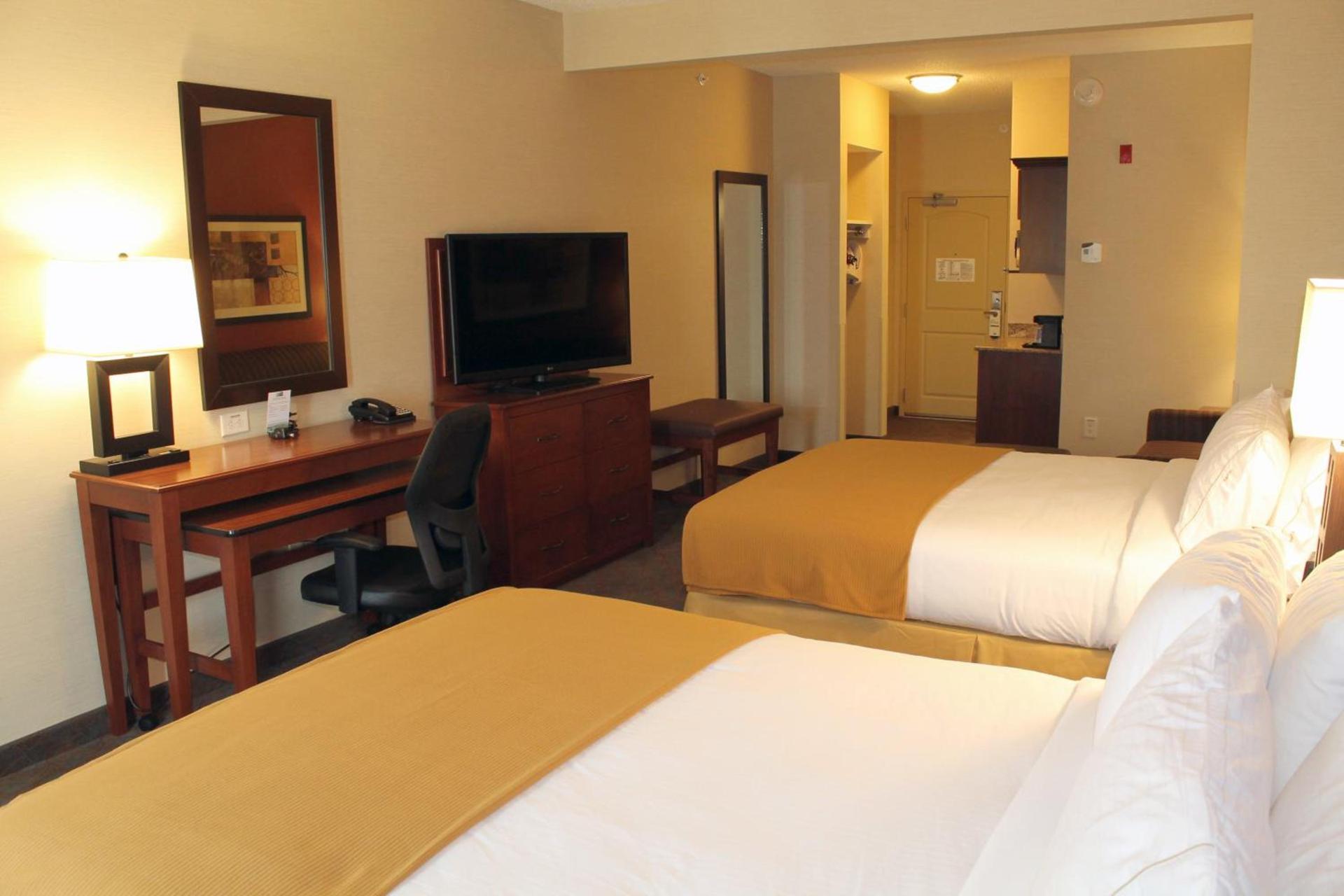 Holiday Inn Express & Suites Paducah West by IHG photo 24