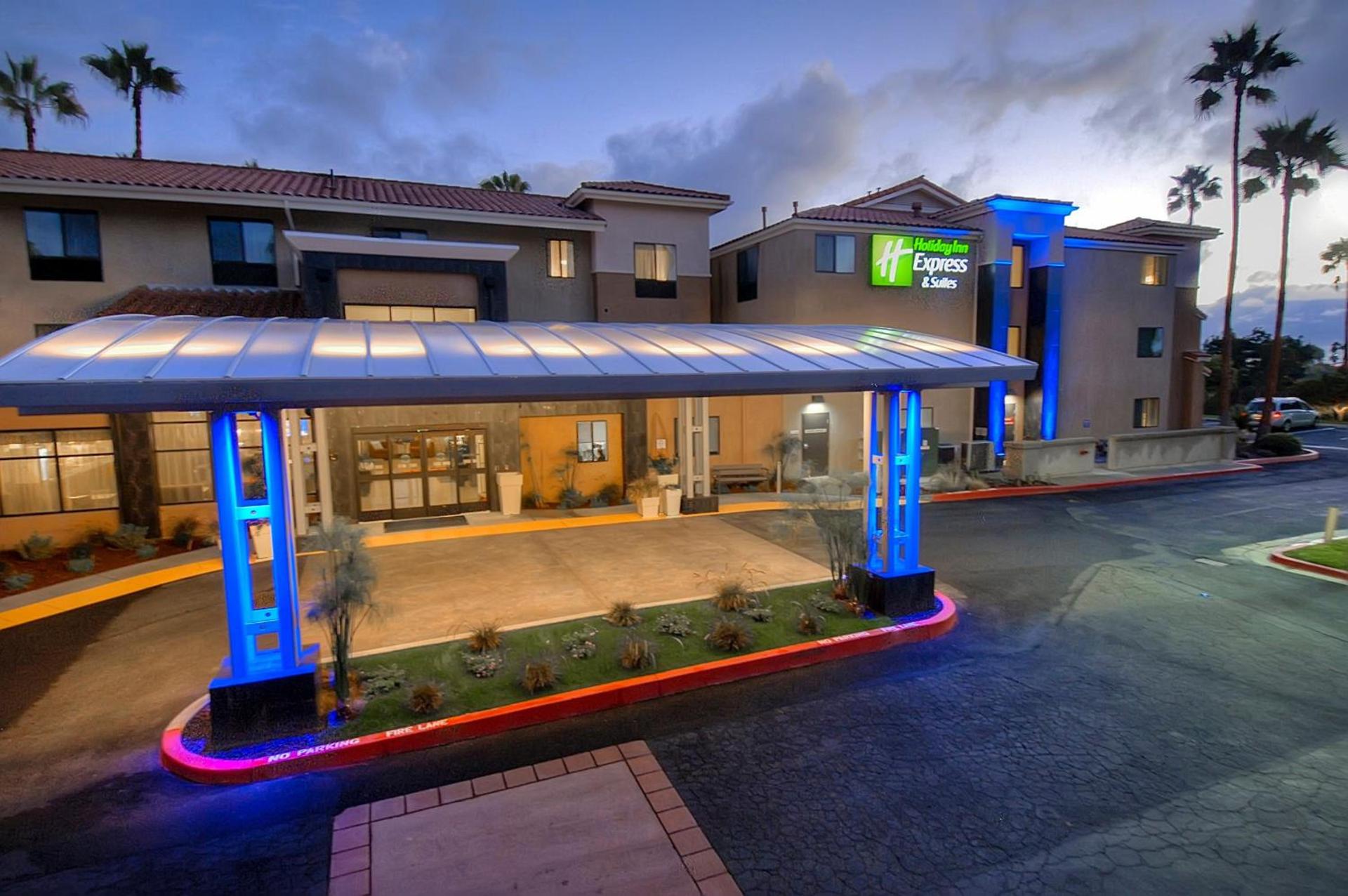 Holiday Inn Express & Suites Carlsbad Beach by IHG photo 22