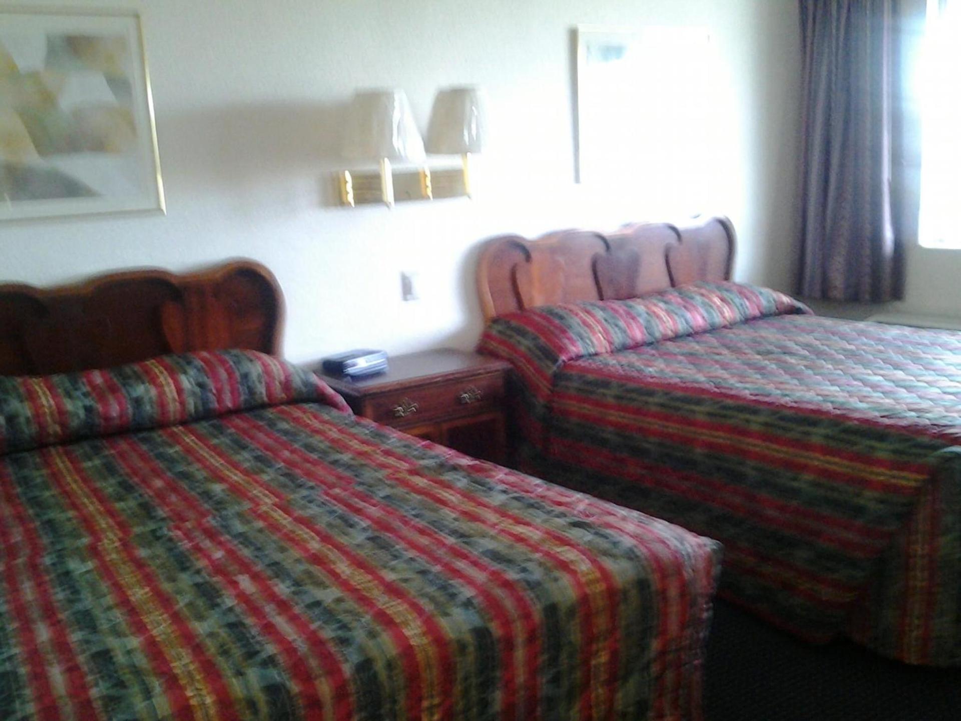 Budget Inn photo 7