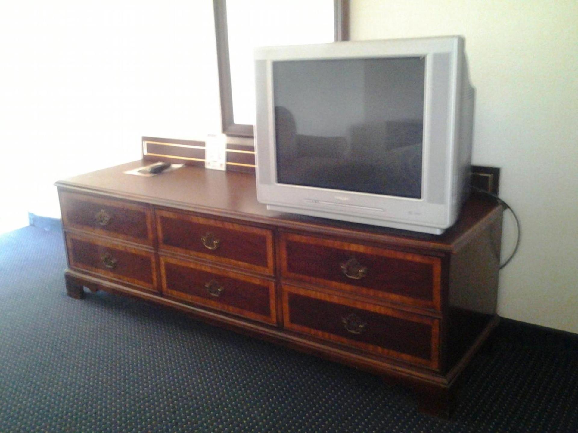 Budget Inn photo 16