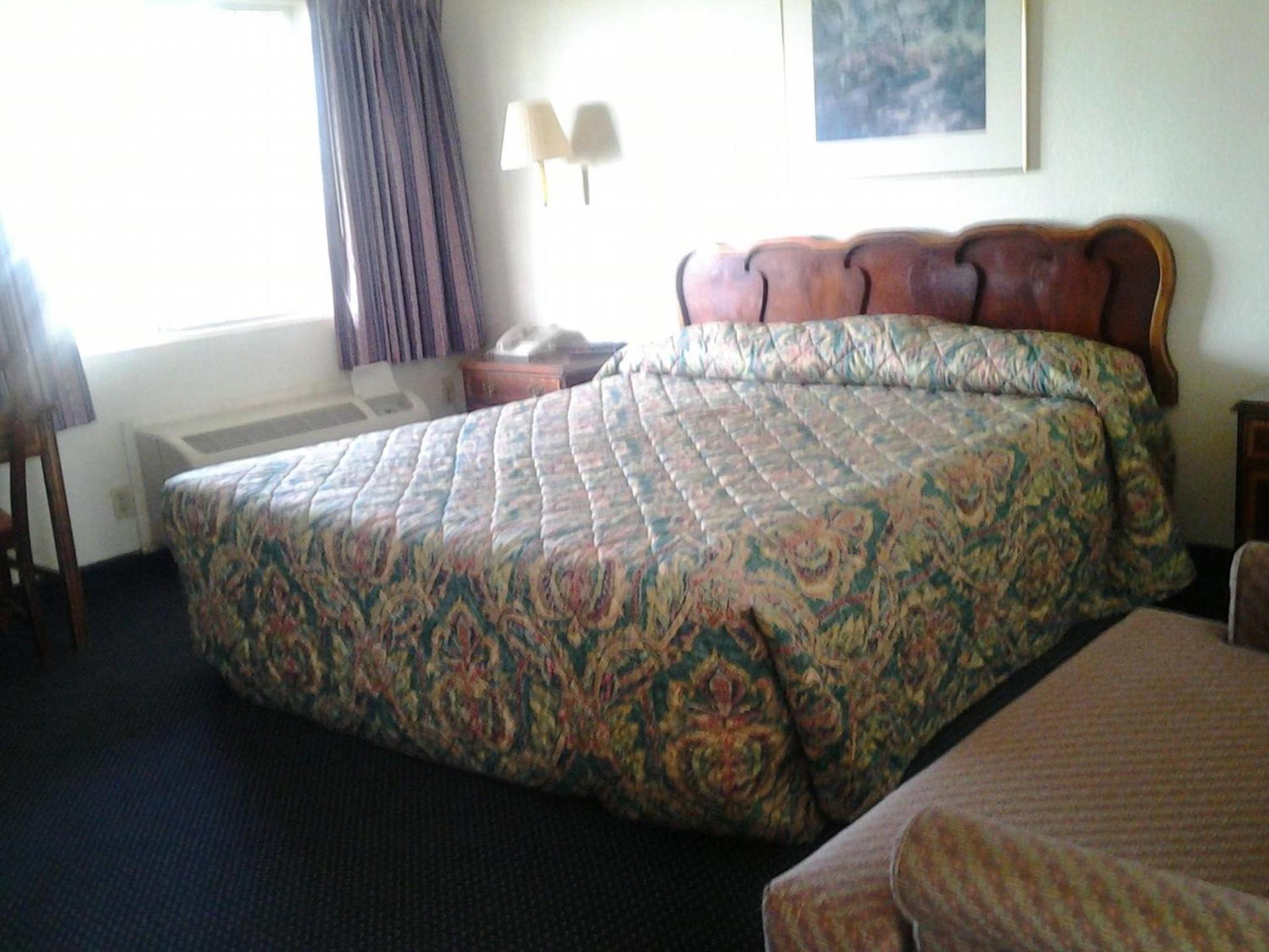 Budget Inn photo 17